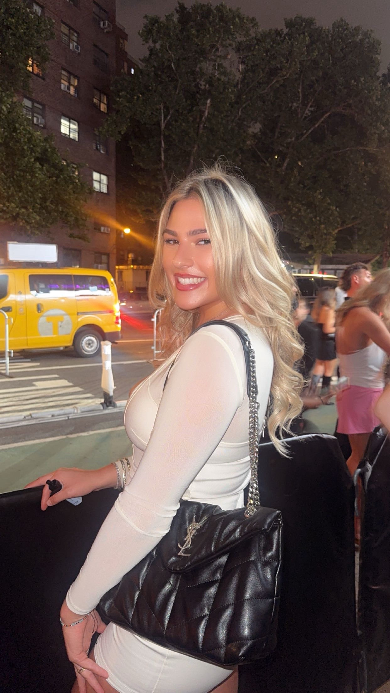 @Deanadonato