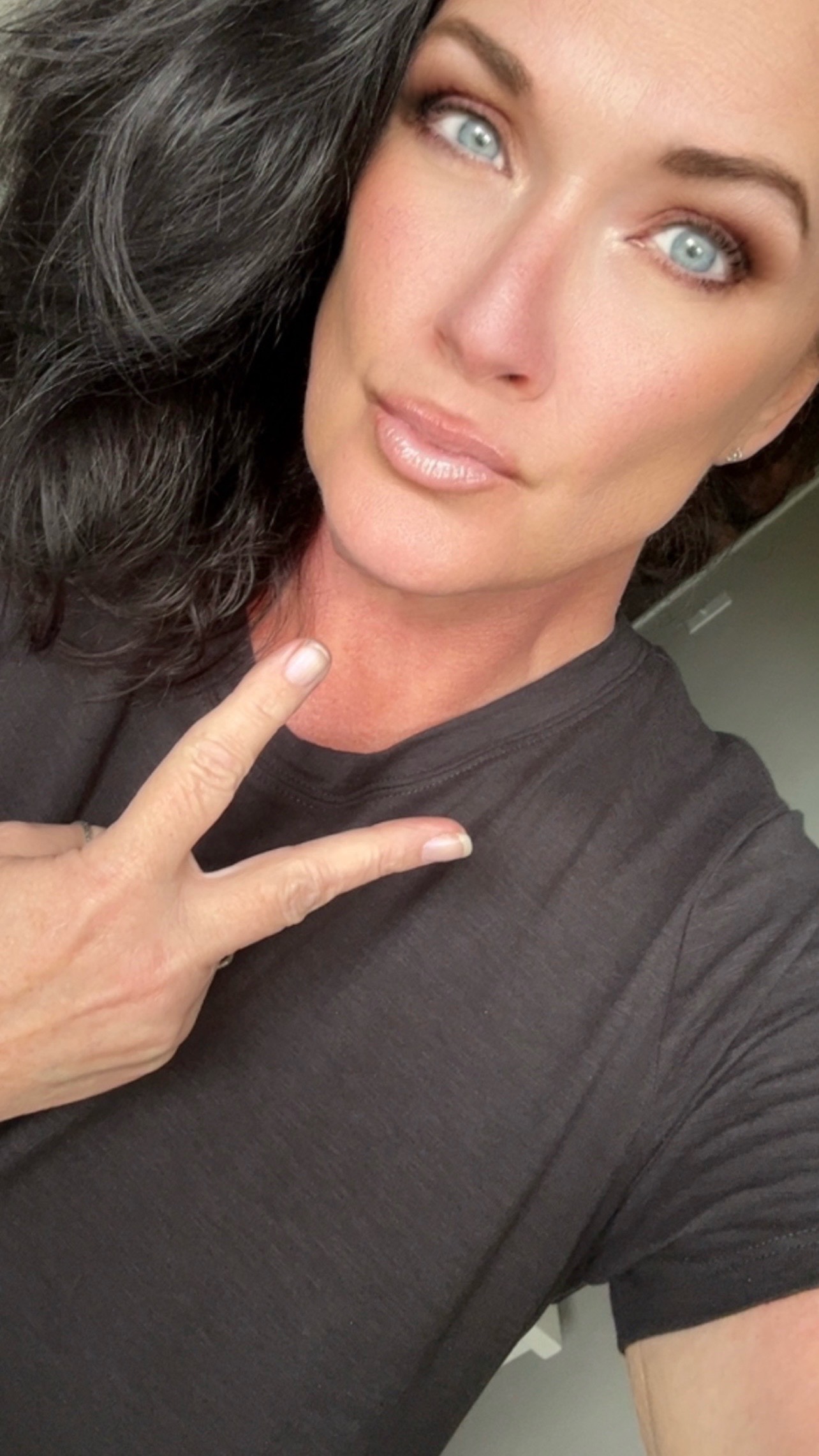 @angrywench