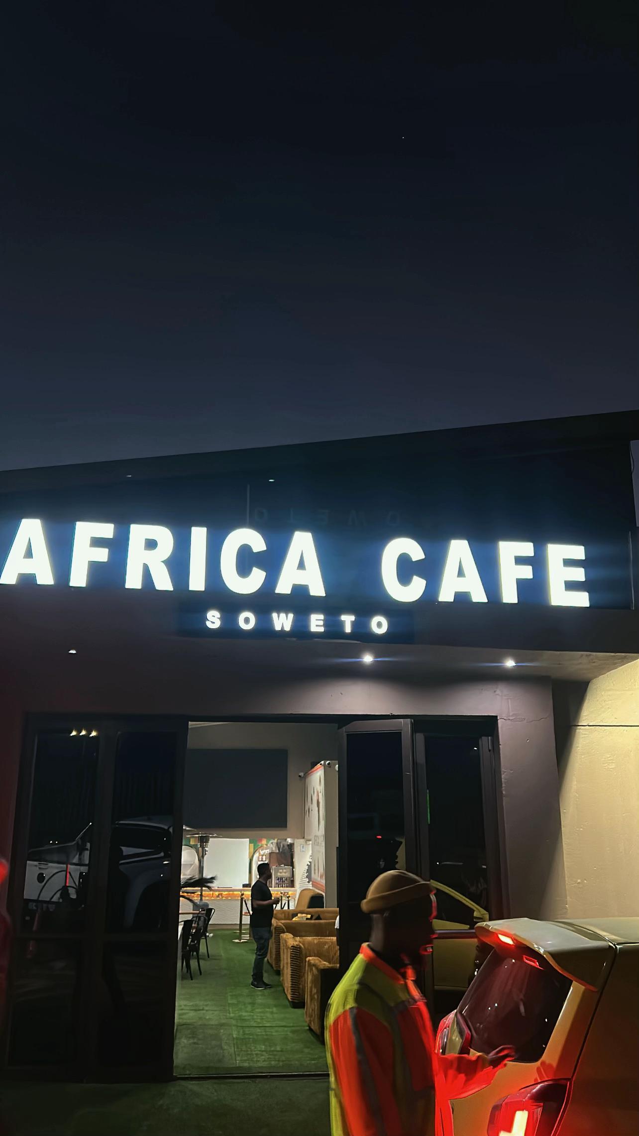 @Tsoselletso Mpitso