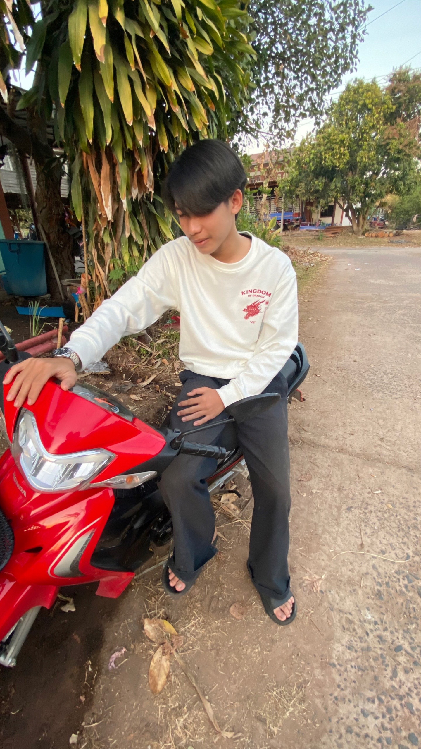 @akkaraphon_23