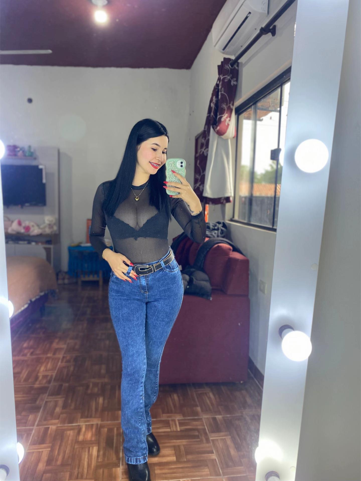 @Luc&iacute;aRodr&iacute;guez