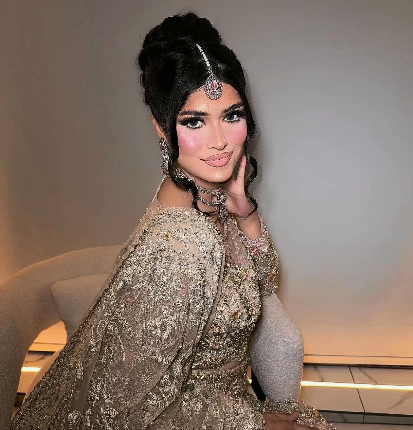 @hairbymomina