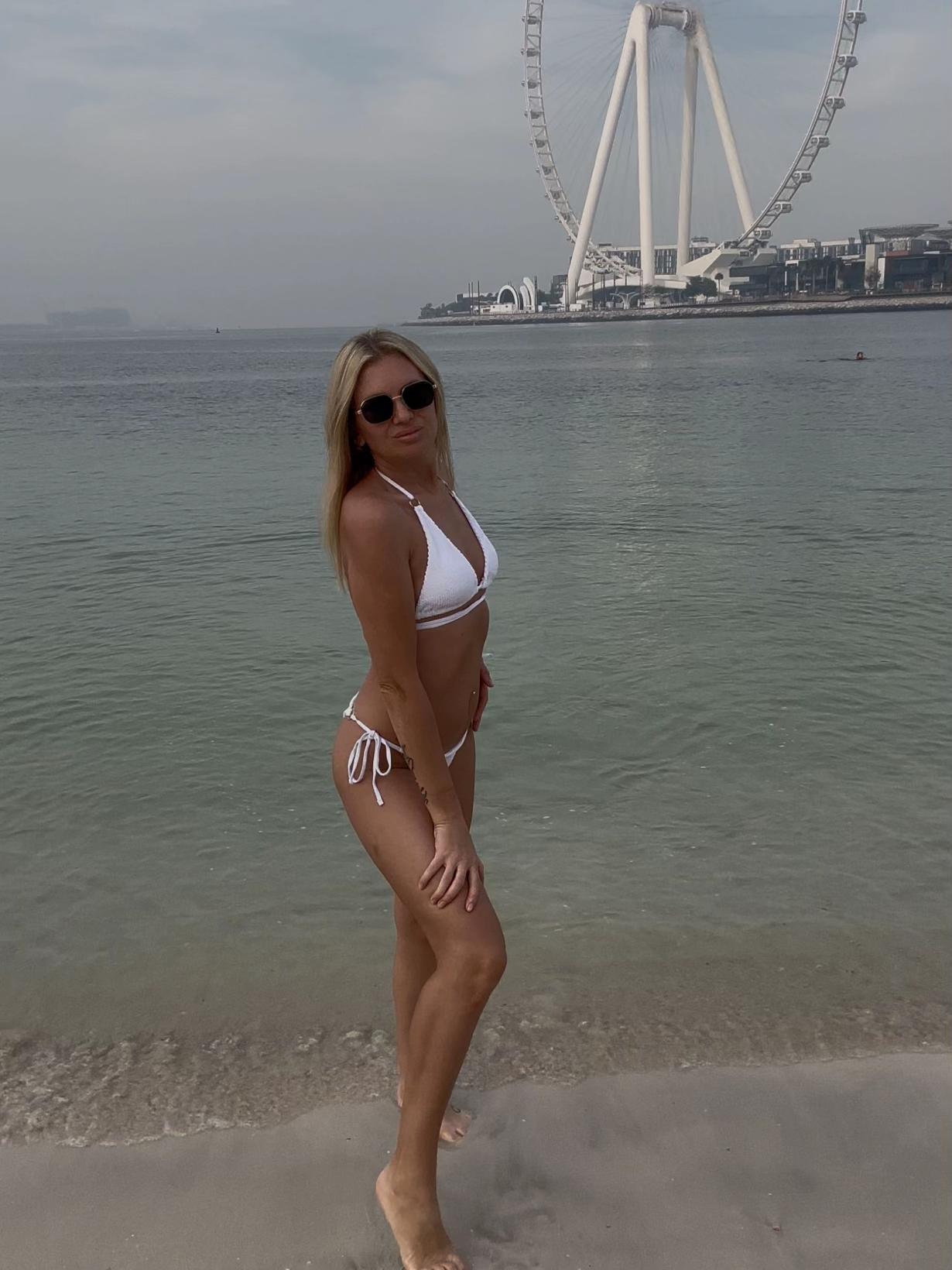 @Vikusya