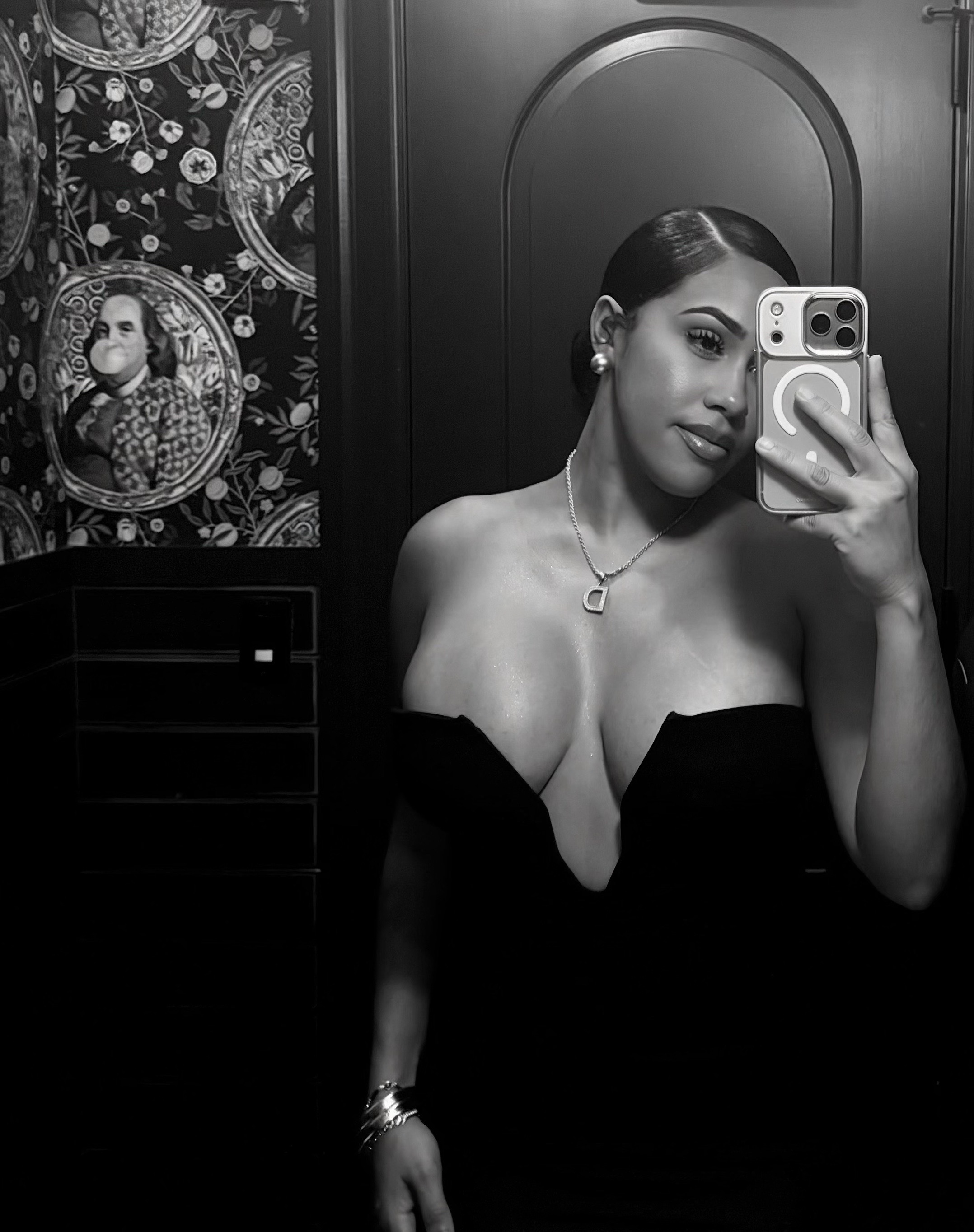 @domobaybee 💫
