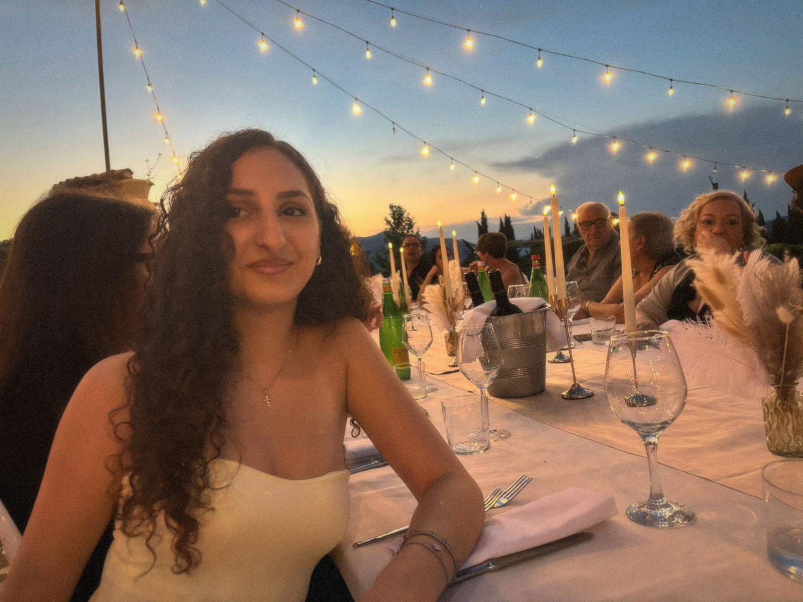 @elenó