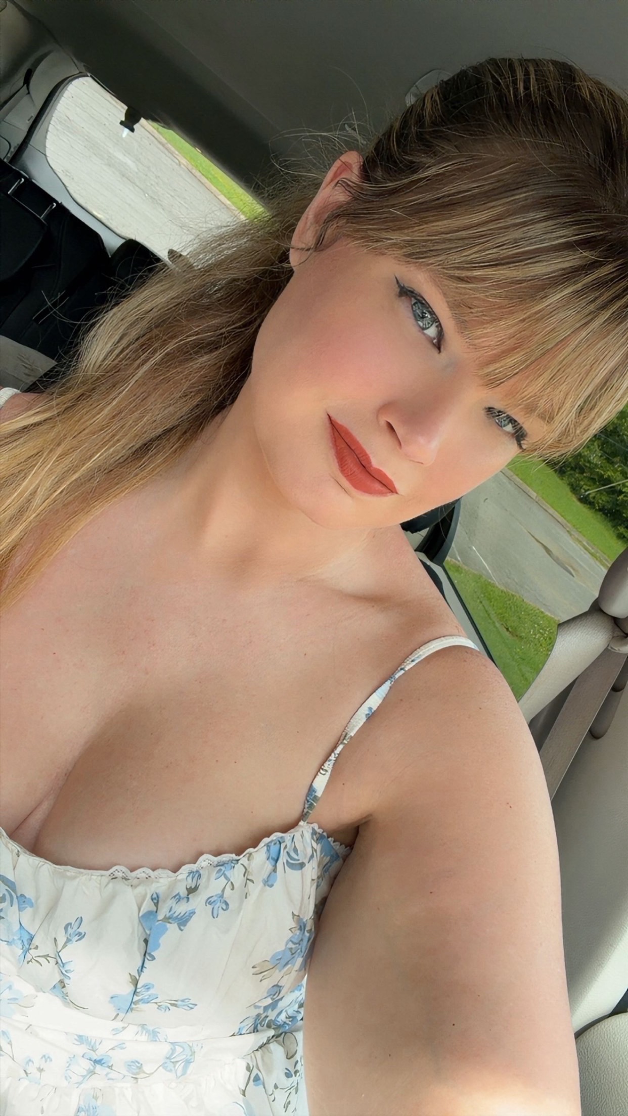 @laurenashley131989