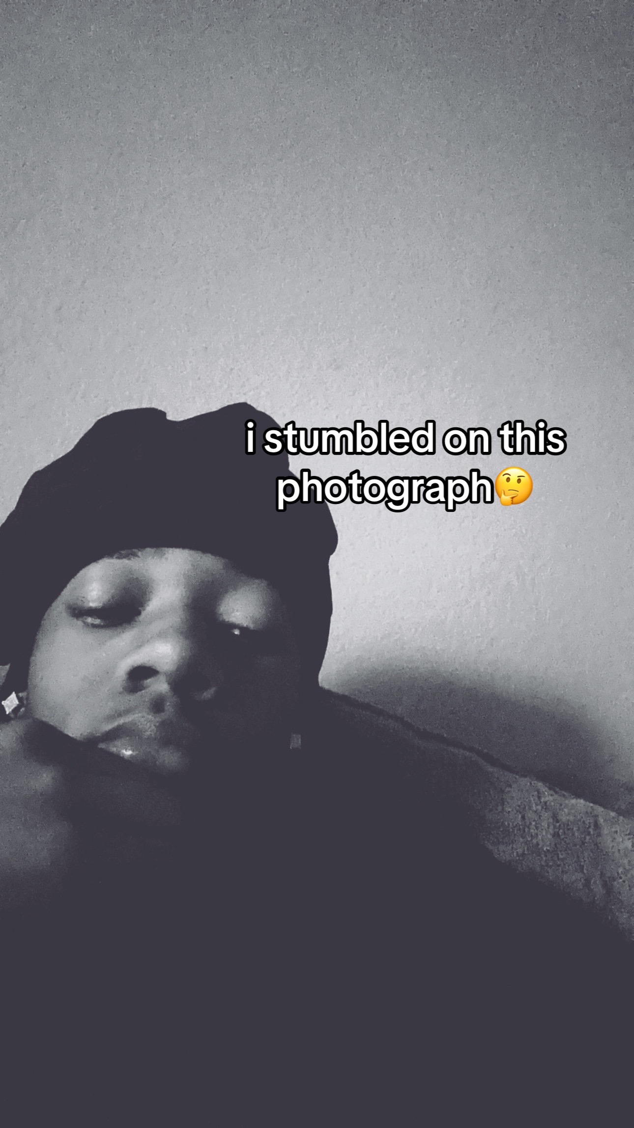 @￶