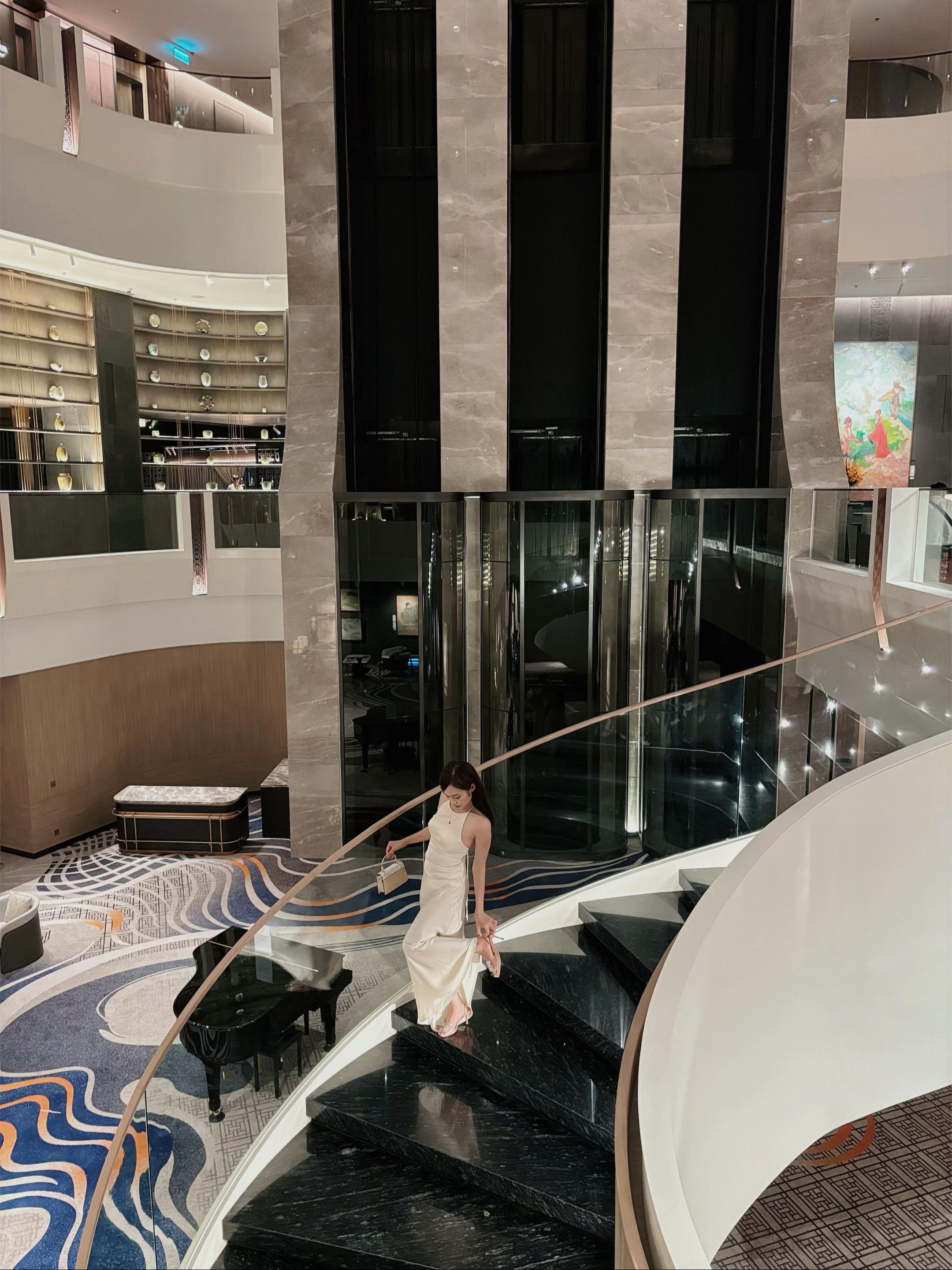 @Ho&agrave;ng Khả Ng&acirc;n