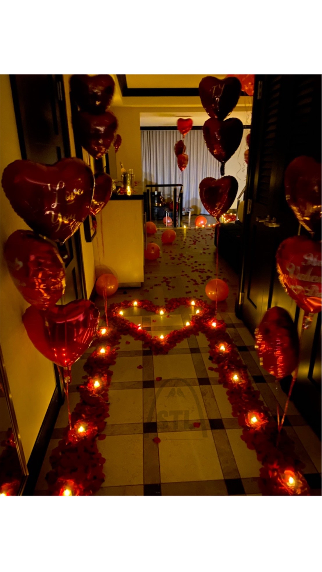 @STL Luxury Rooms and Proposals
