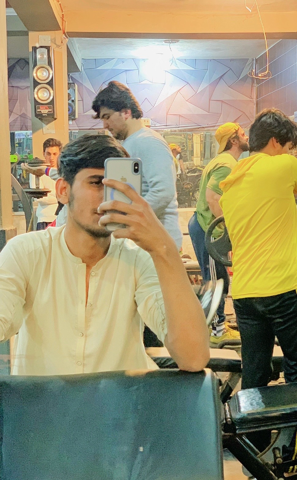 @SHAH G 1996💯🦅