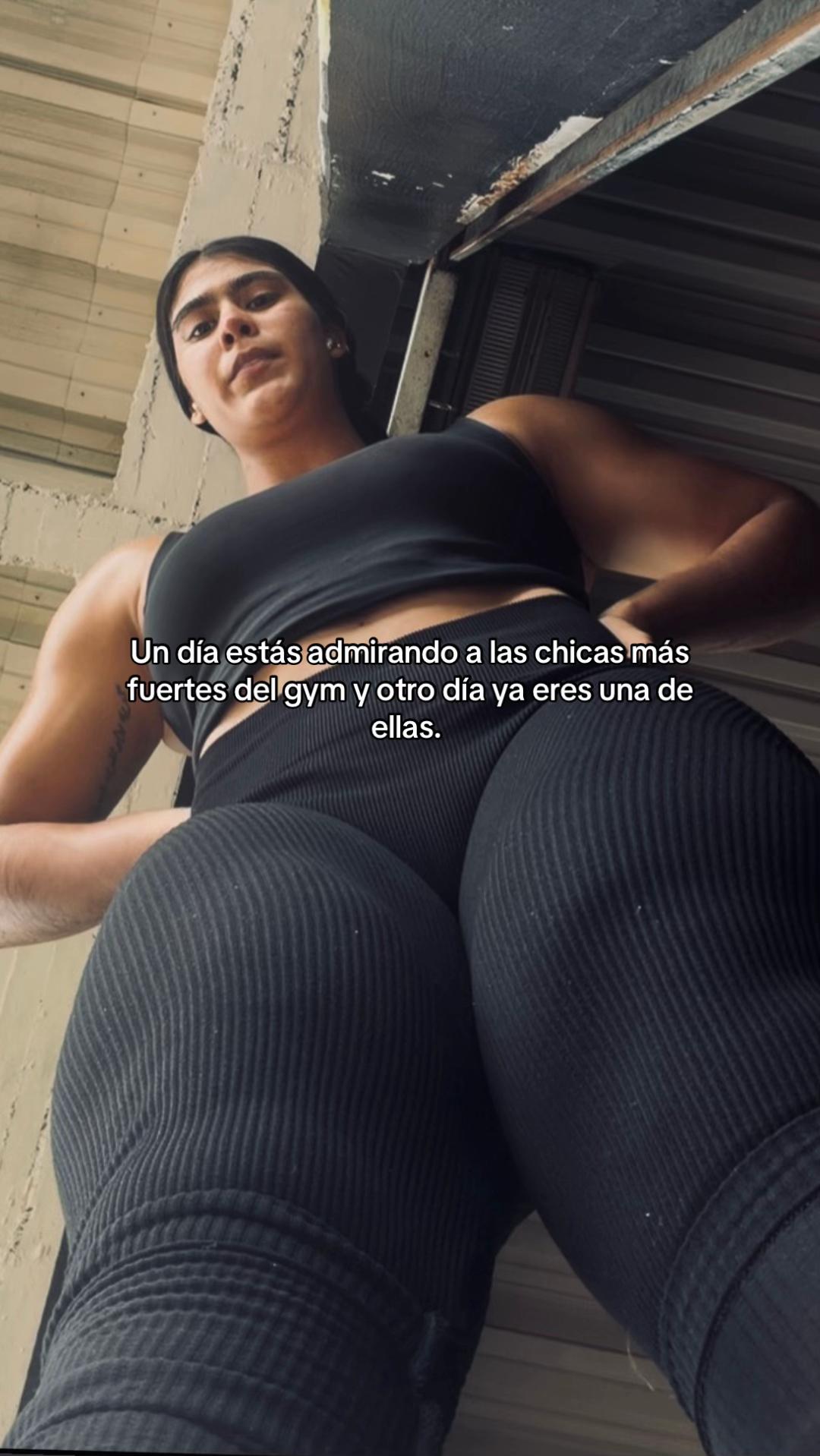 @Daniela✨