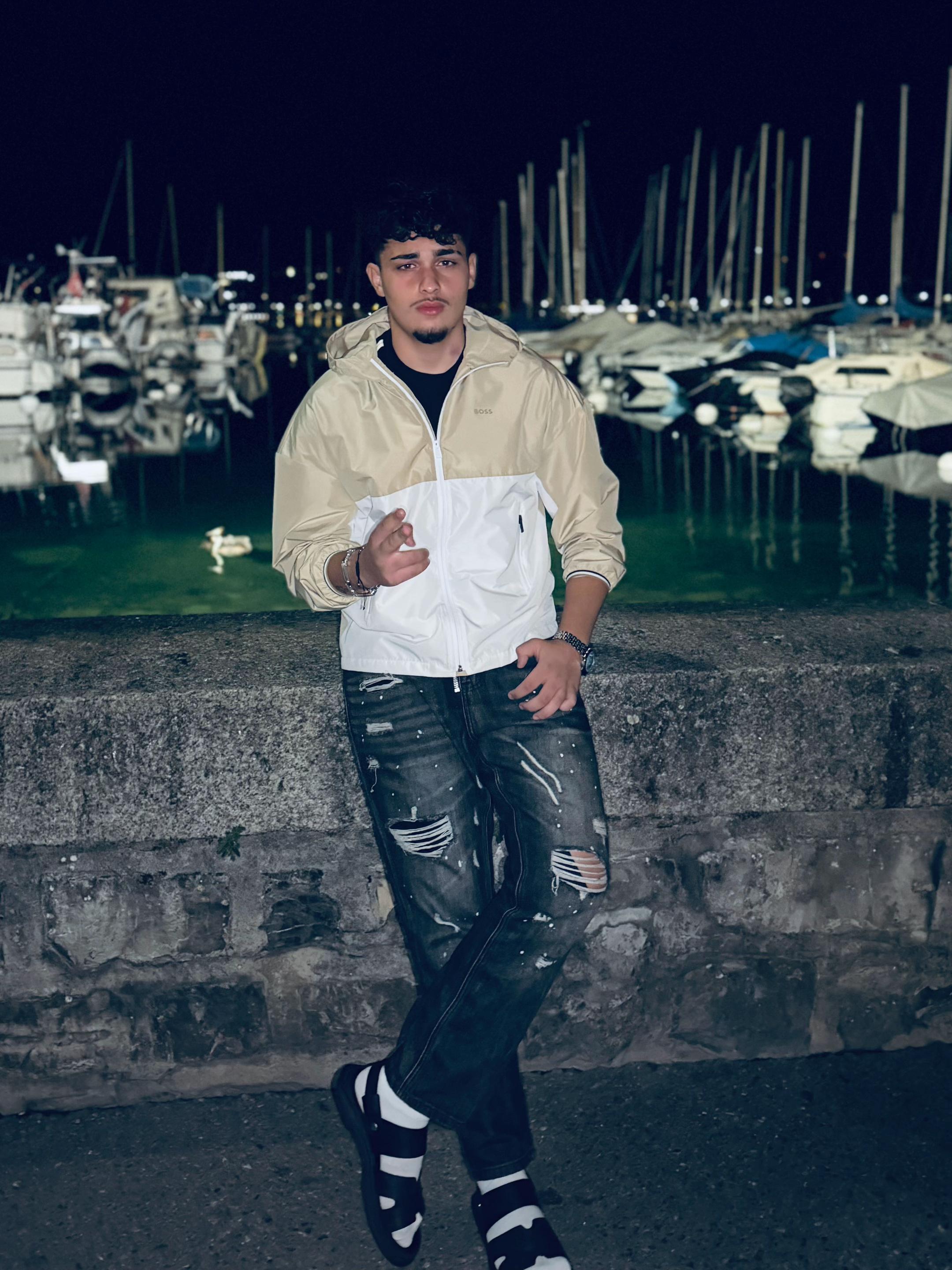 @Italianul