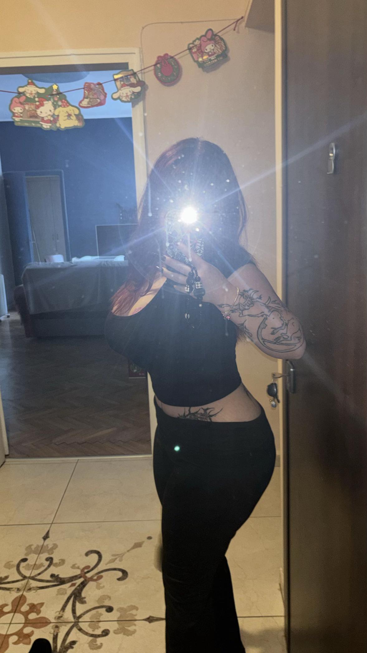 @🥀
