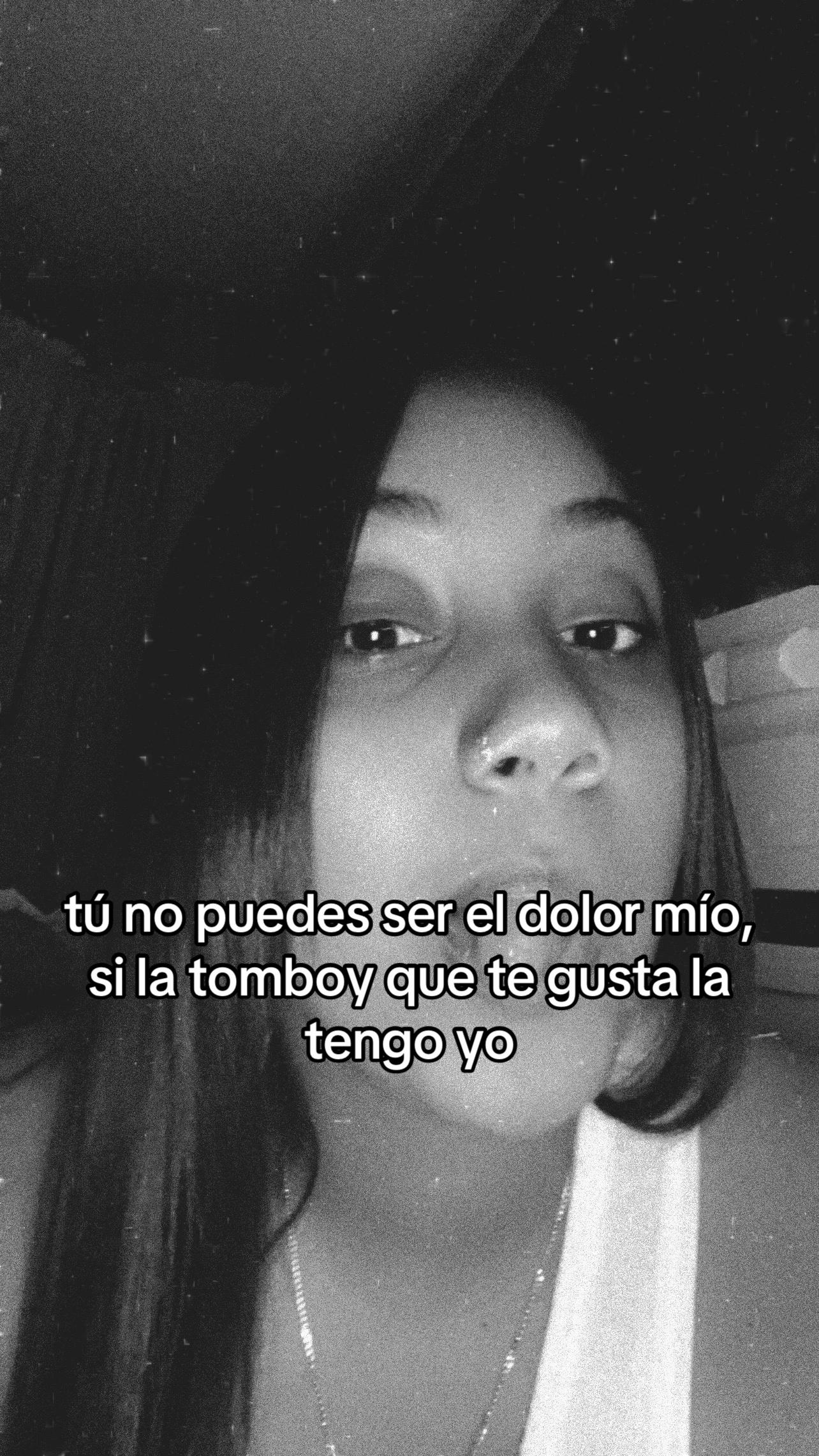 @🙎🏻♀️
