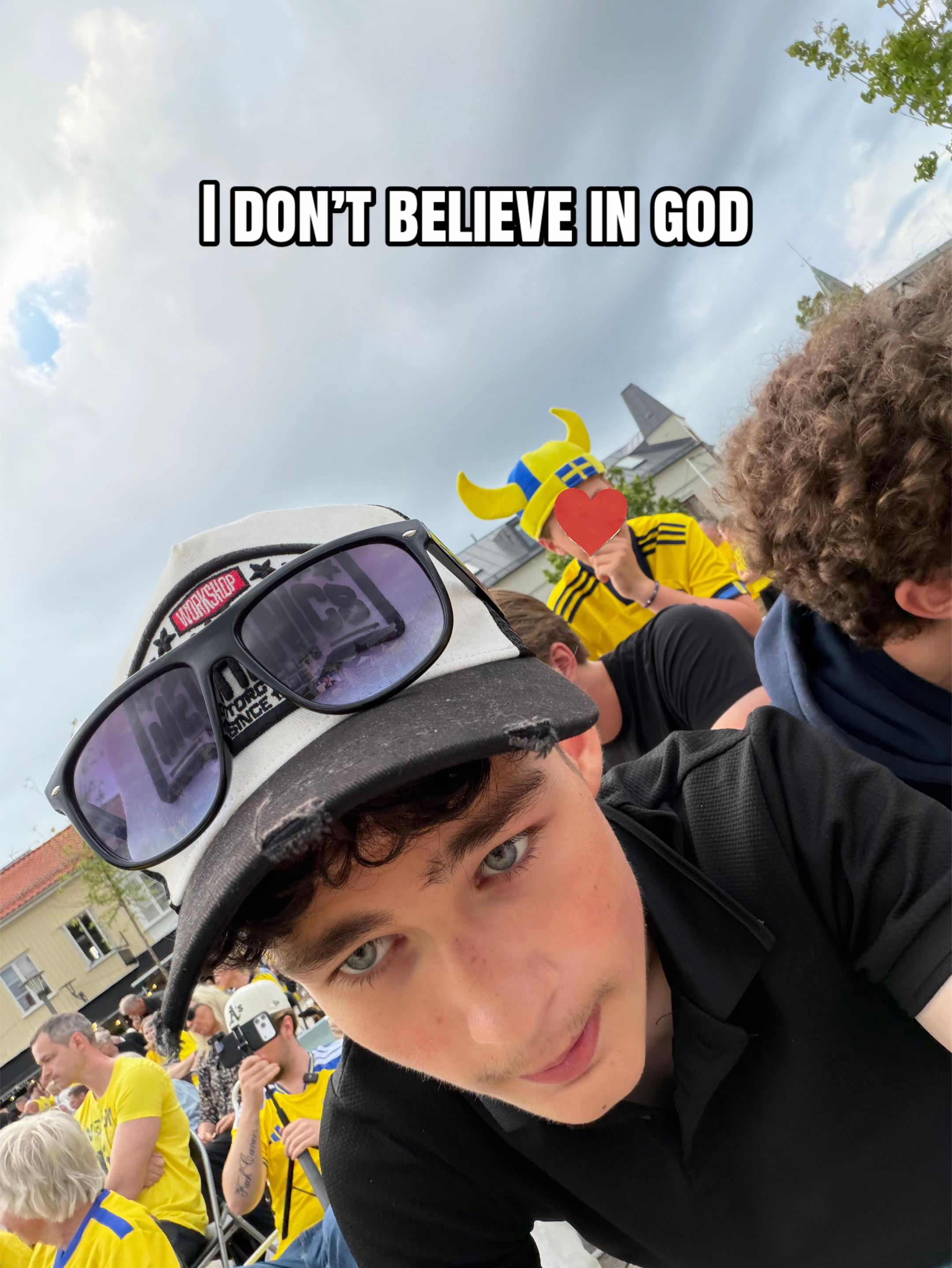 @𝓔𝓶𝓲𝓵𝓲𝓸🇽🇰🚗