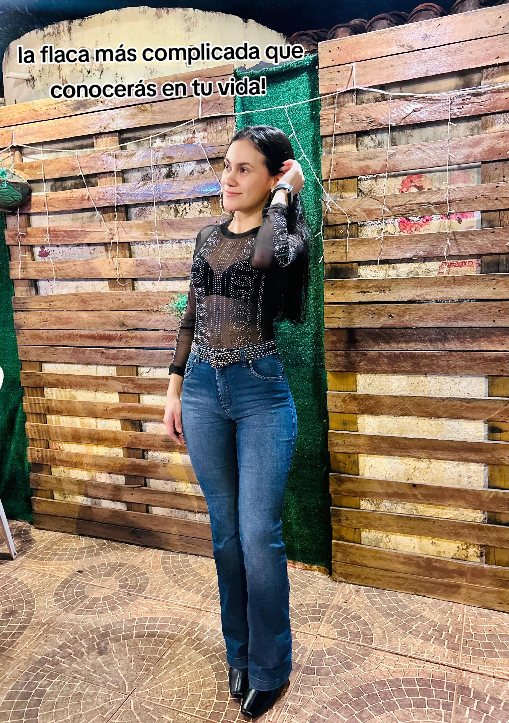 @Fátima Franco🌸