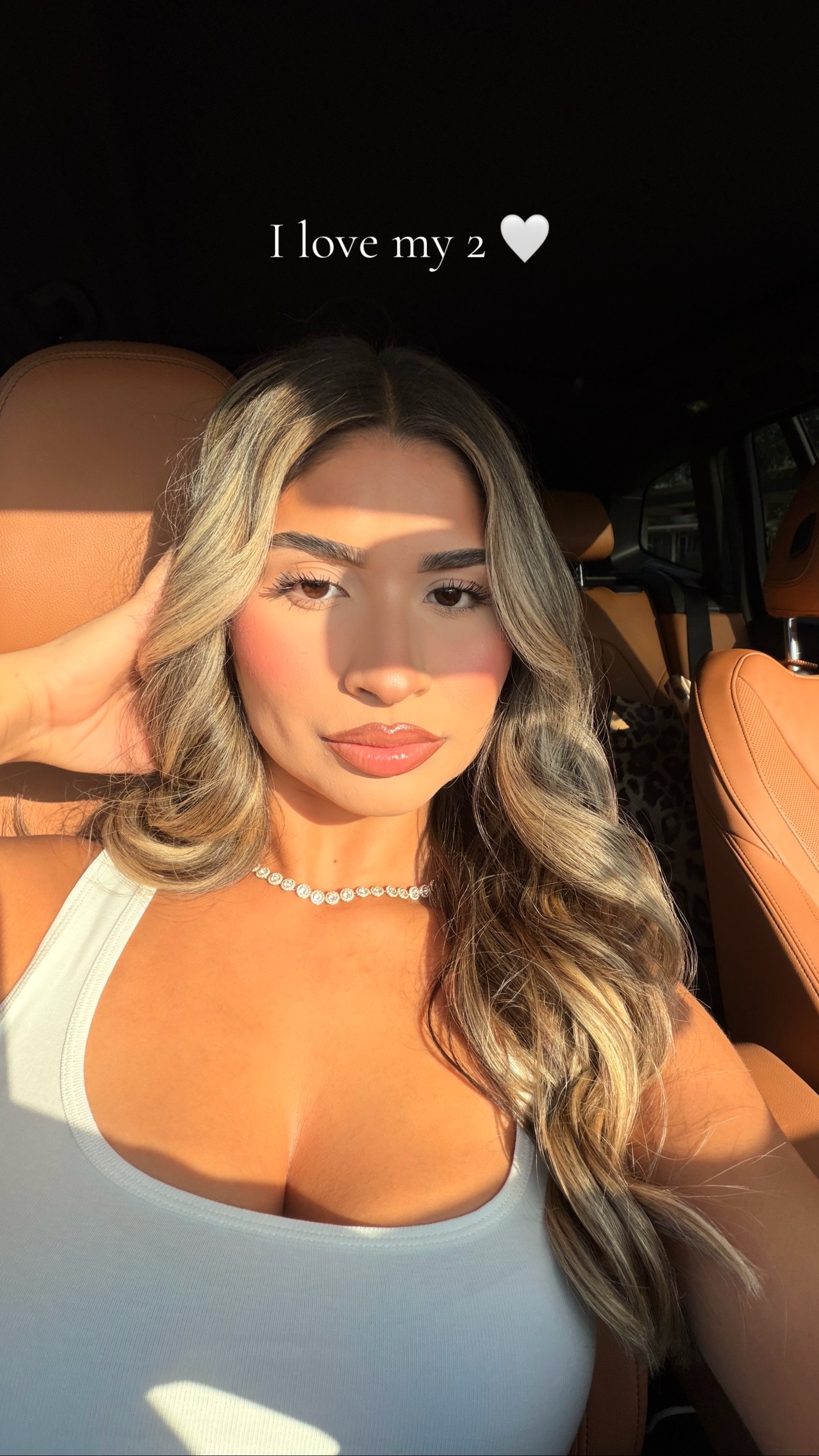 @MEL 🤍