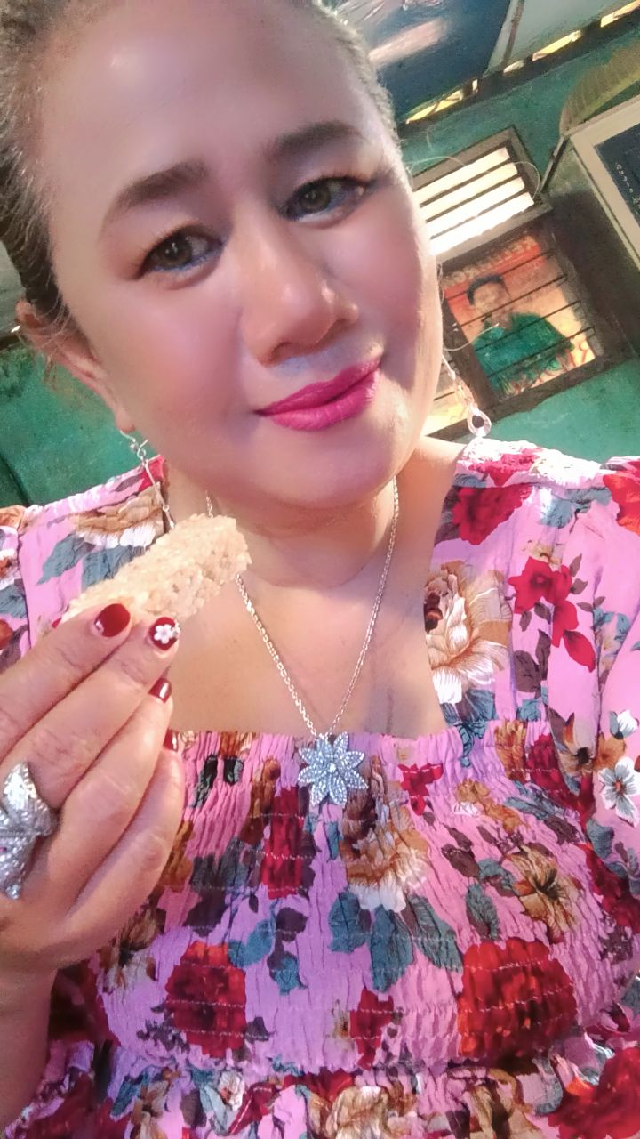 @Esna janda cantik  ✨🥰