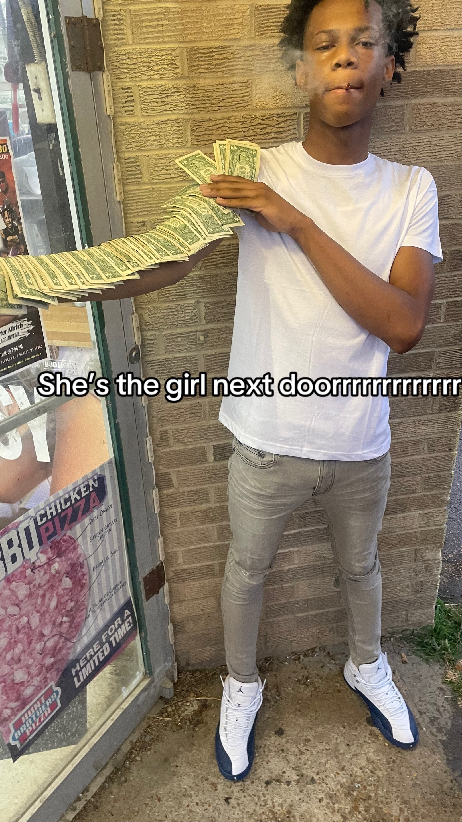 @🦅