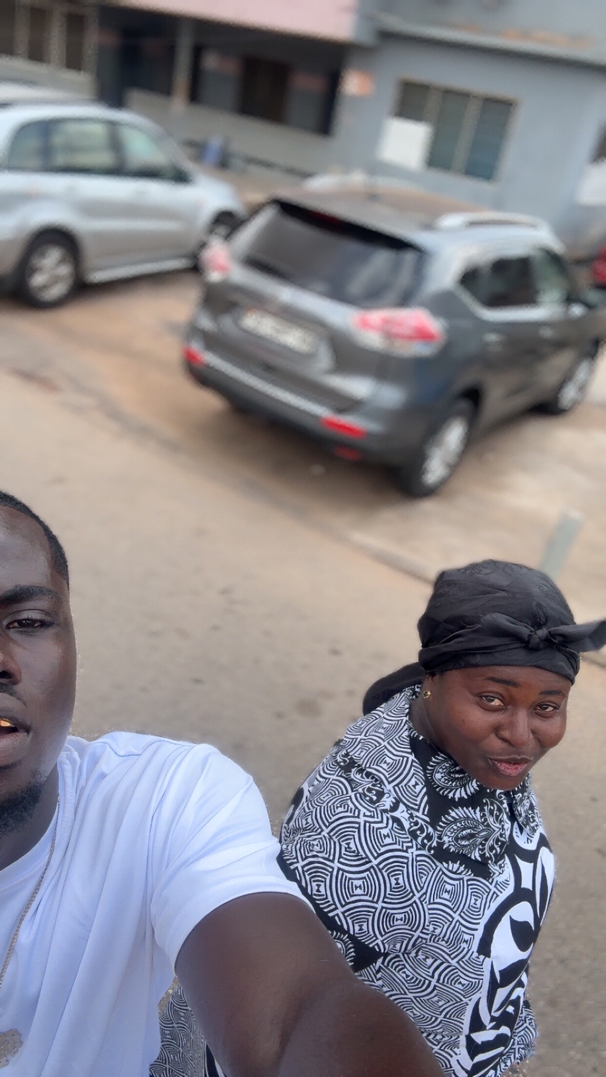 @KOFI 🗽Dennis 🧸