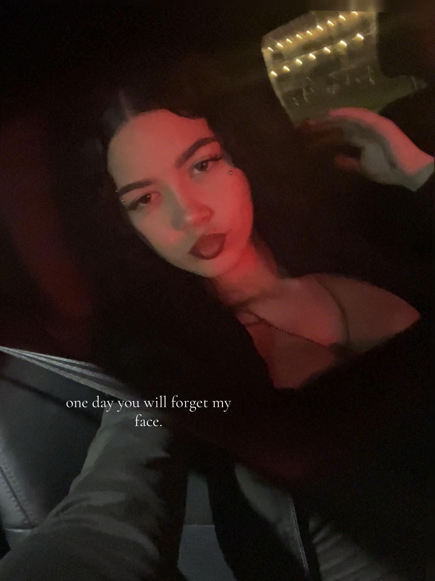 @️