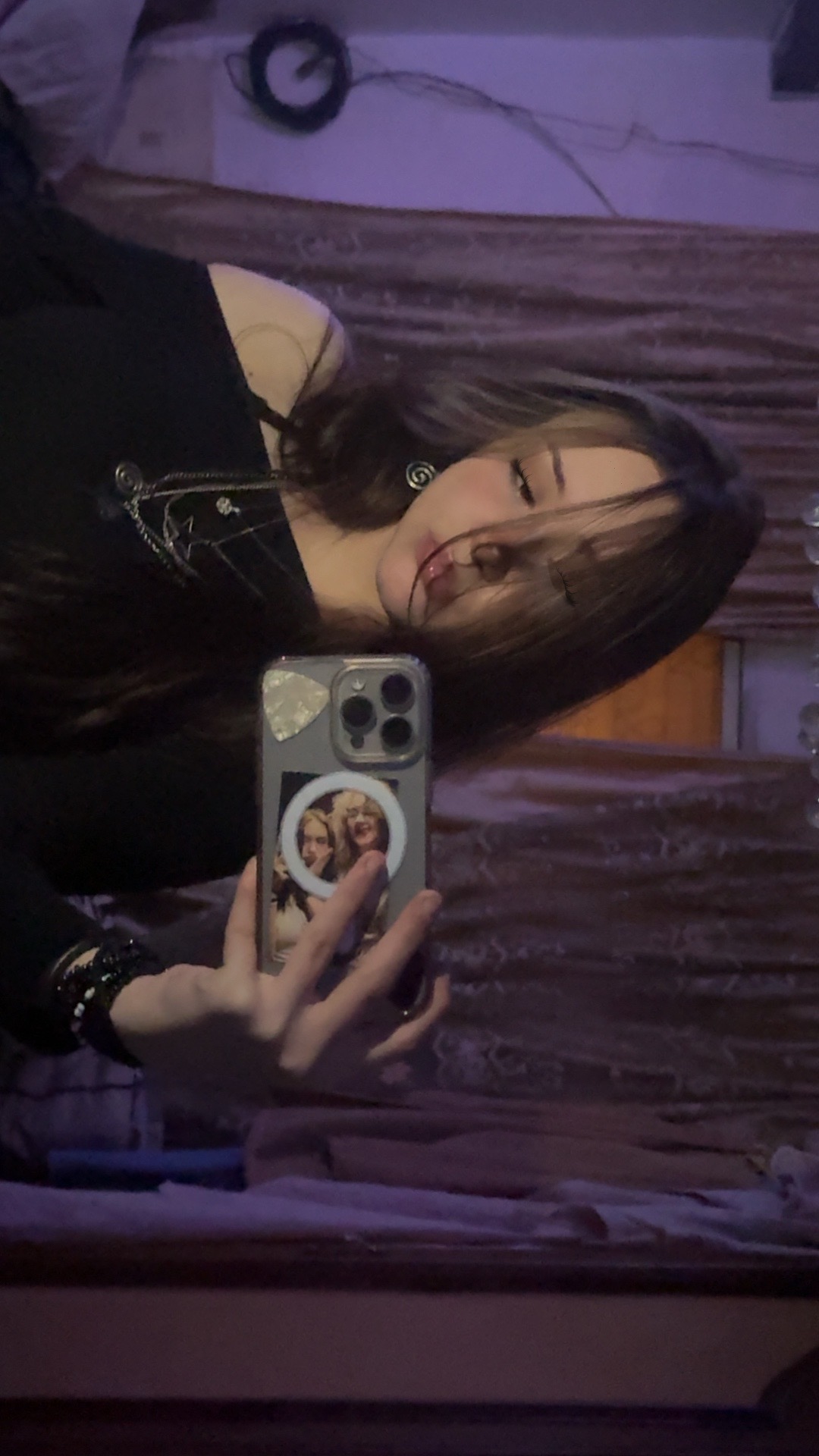 @𝐌𝐚𝐫𝐨:☆