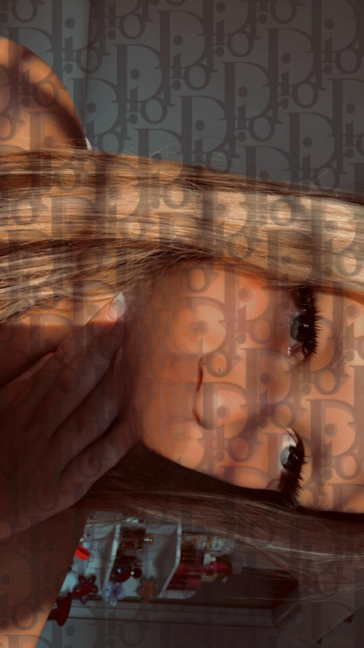 @𝒯ℴ𝓃🤍