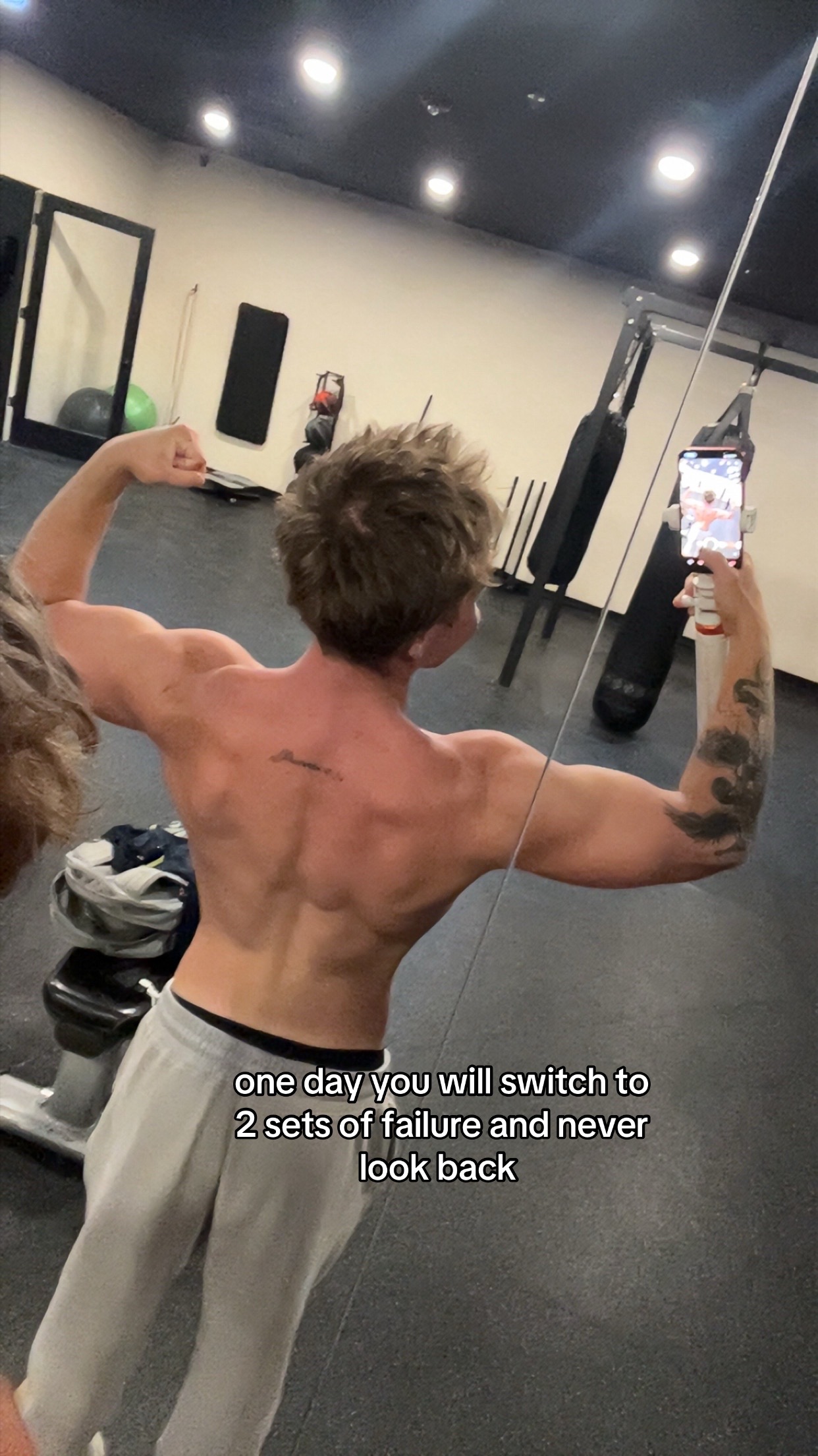 @cutwithpax