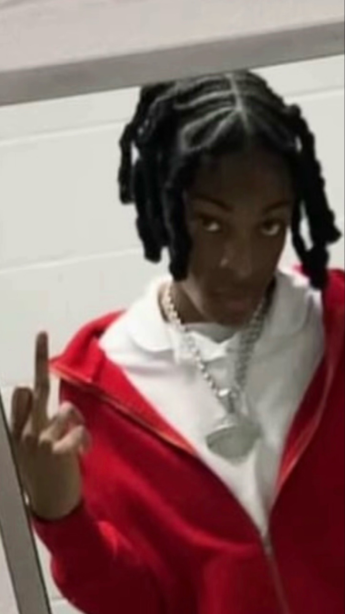 @Ilowkeyhatemyschool