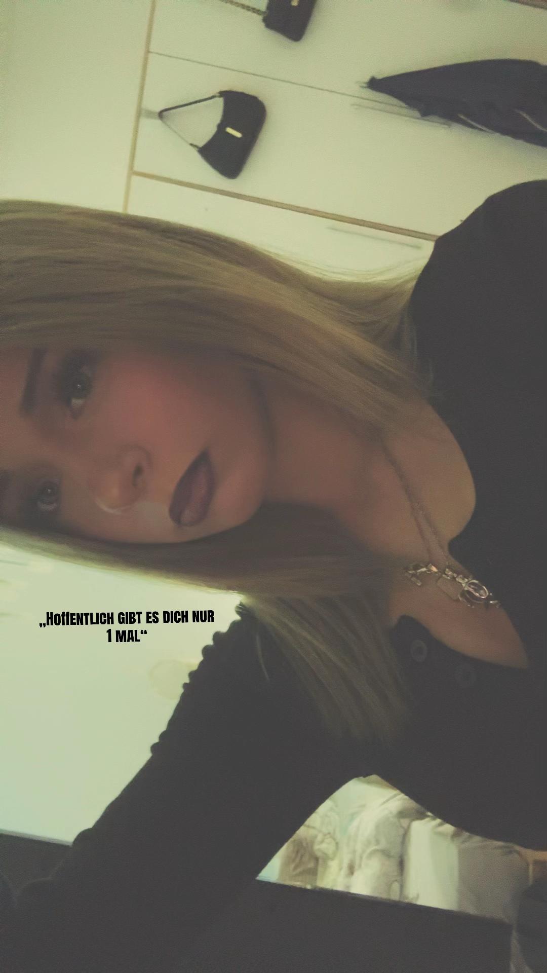 @𝓒𝓲𝓪𝓻𝓪❦