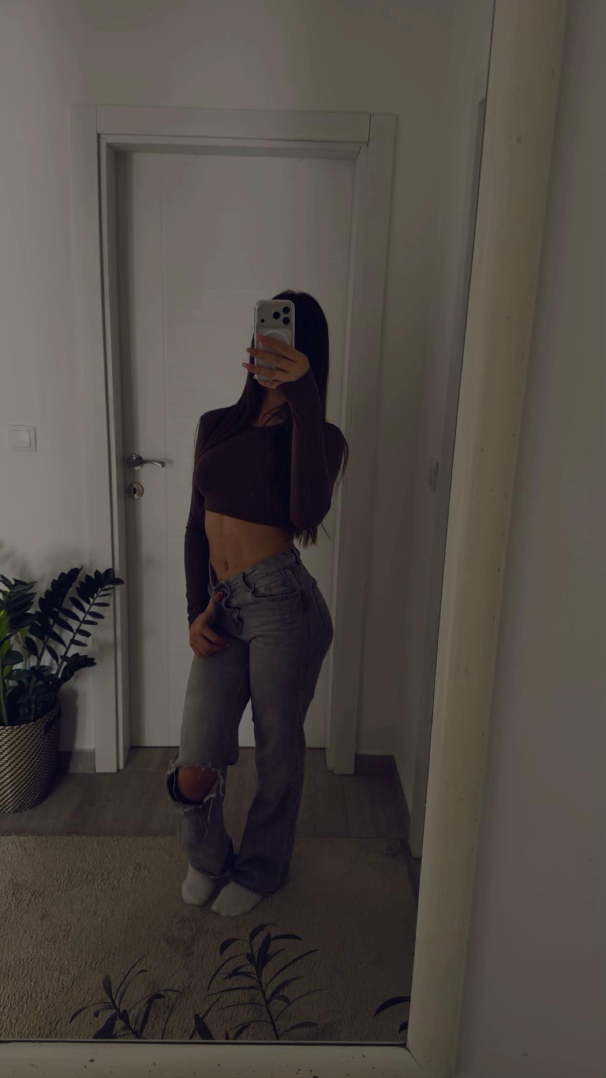 @jovicclara