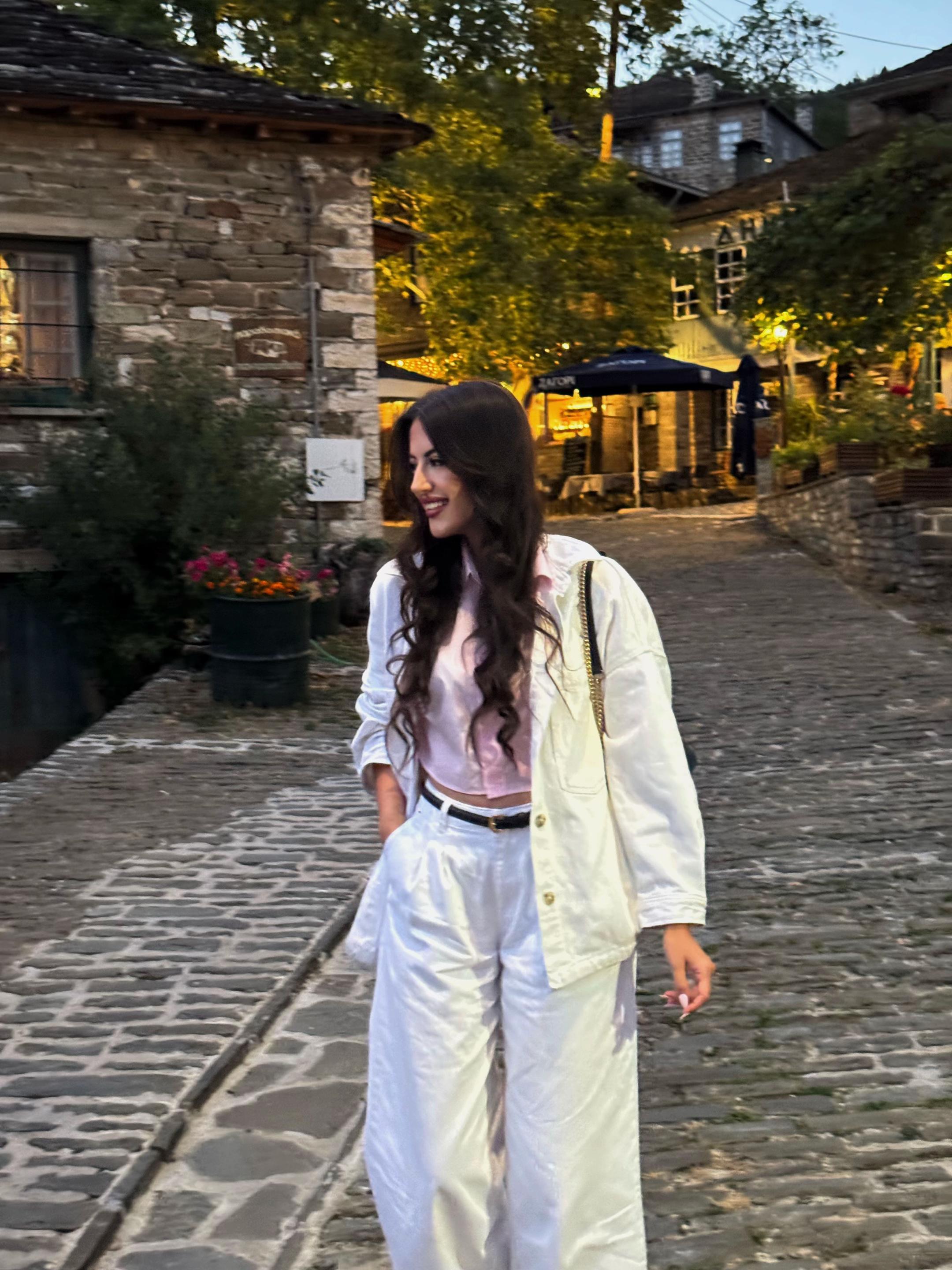 @𝐌 𝐀 𝐑 𝐈 𝐍 𝐀 🦋