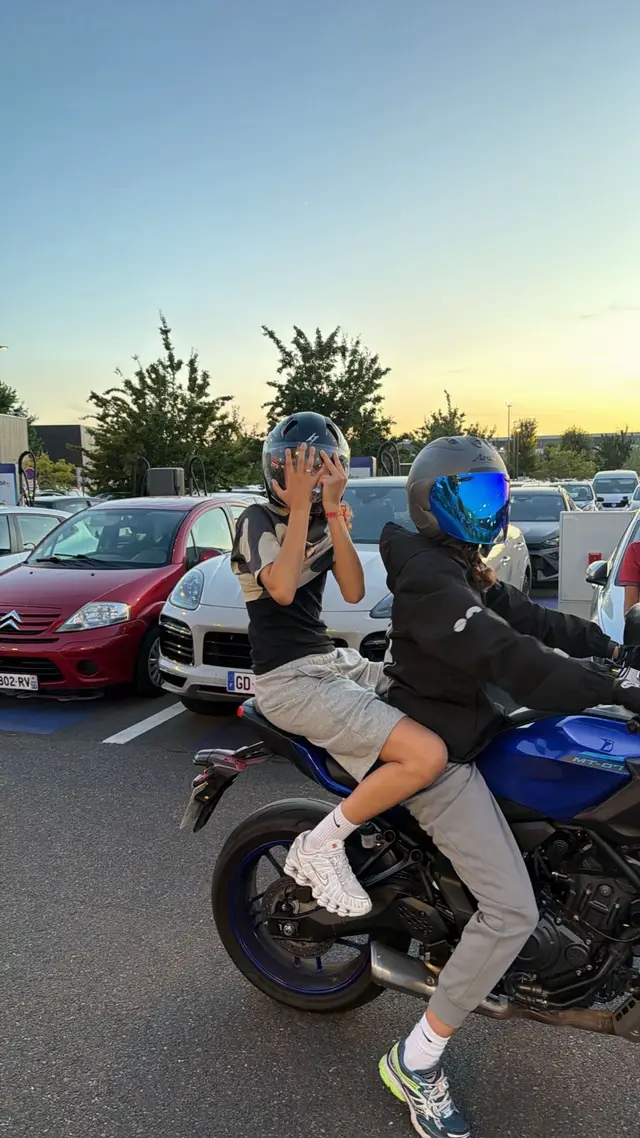 @NJ