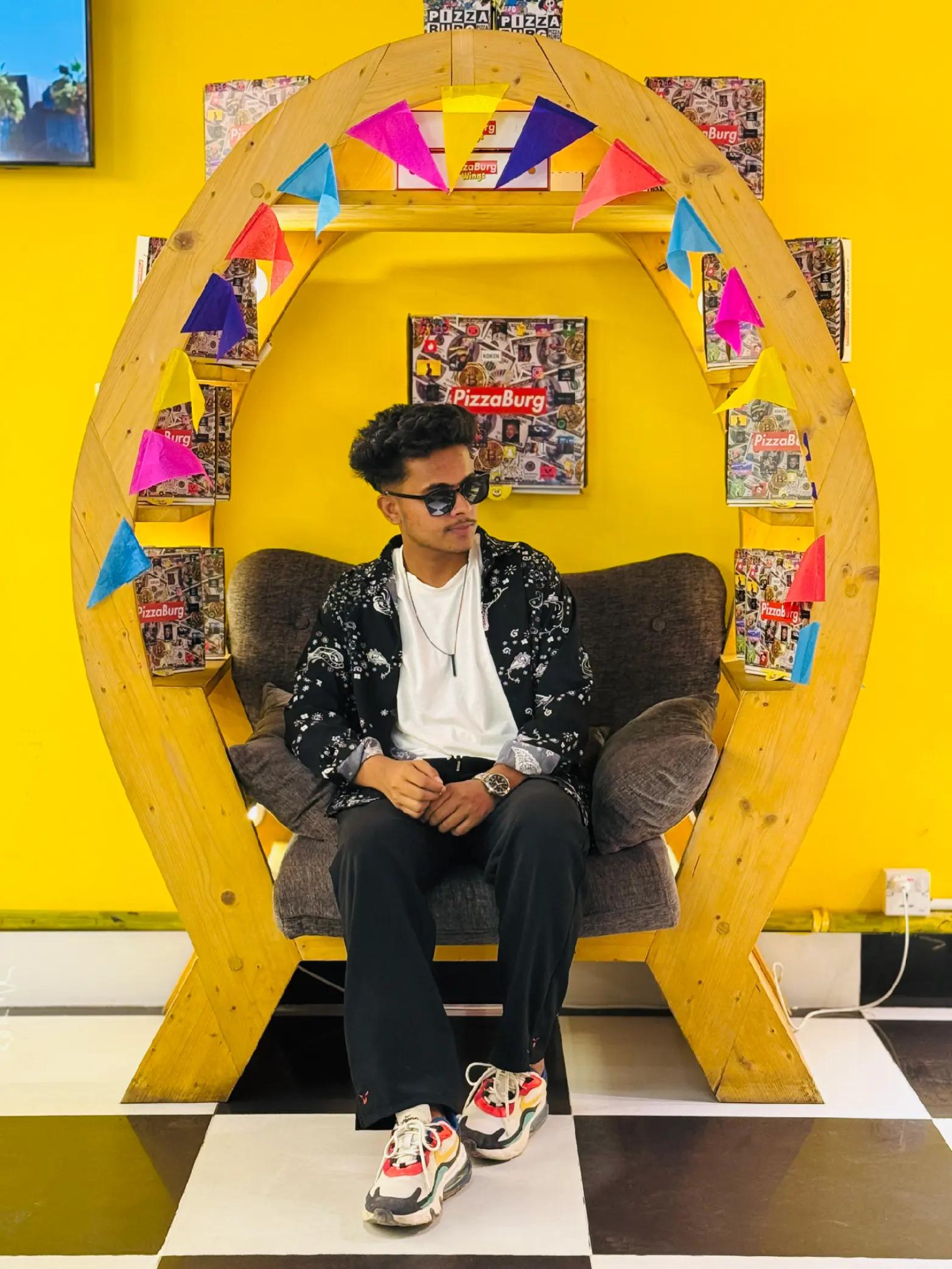 @𝐑𝐀𝐒𝐄𝐃 😎