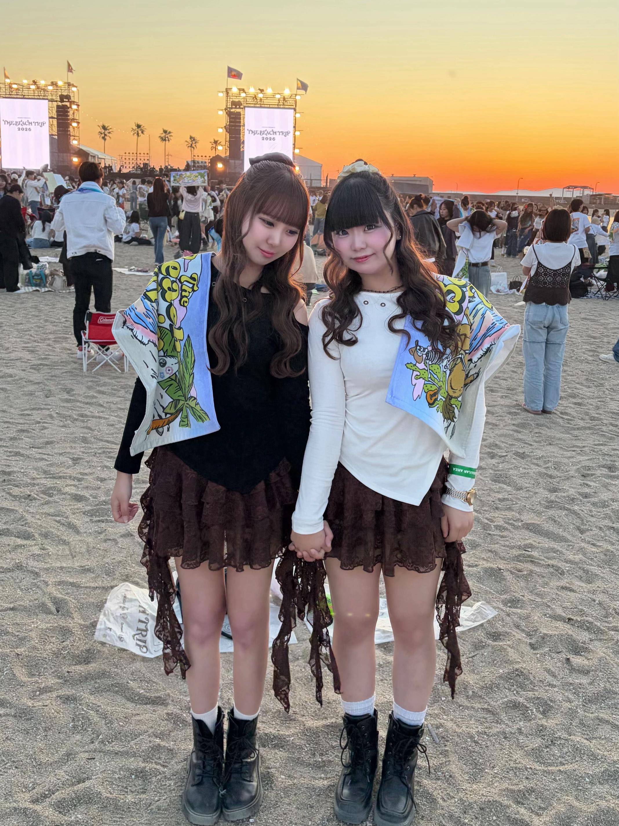 @きゃころん