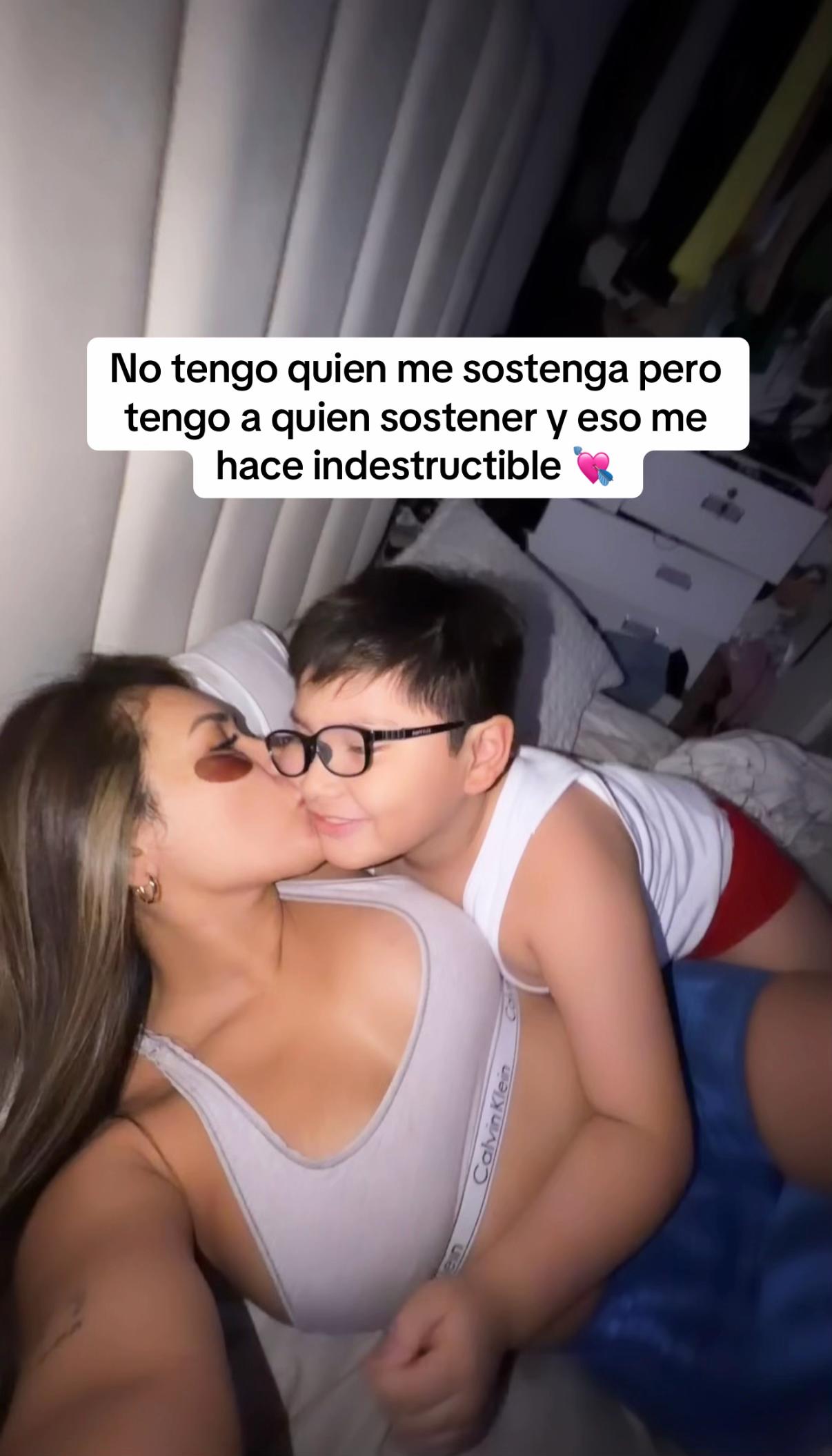 @Annie te sigue 🇵🇪 🌹