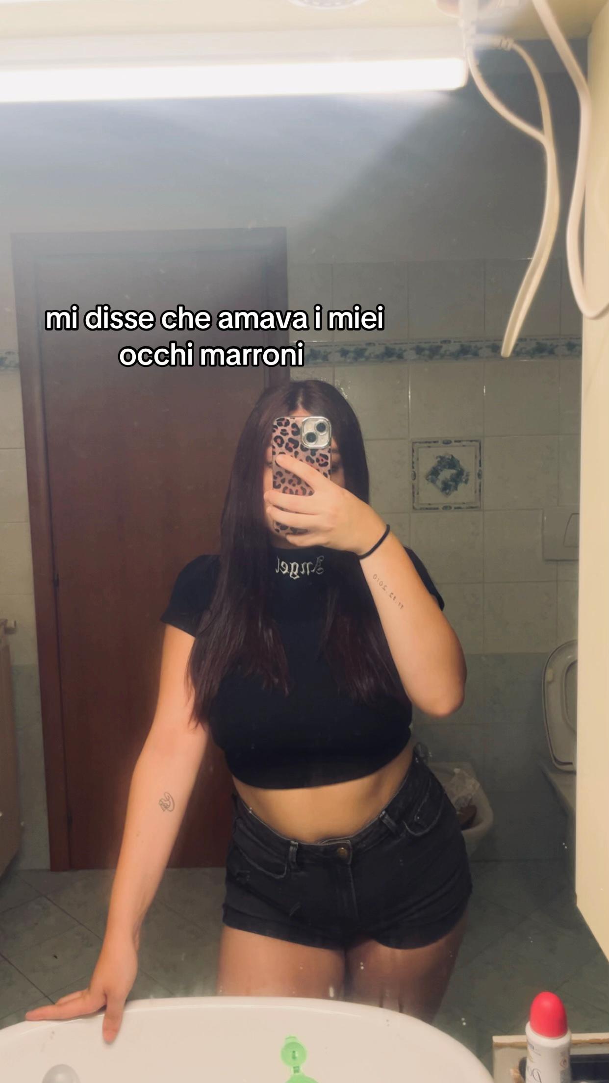 @💋🐍