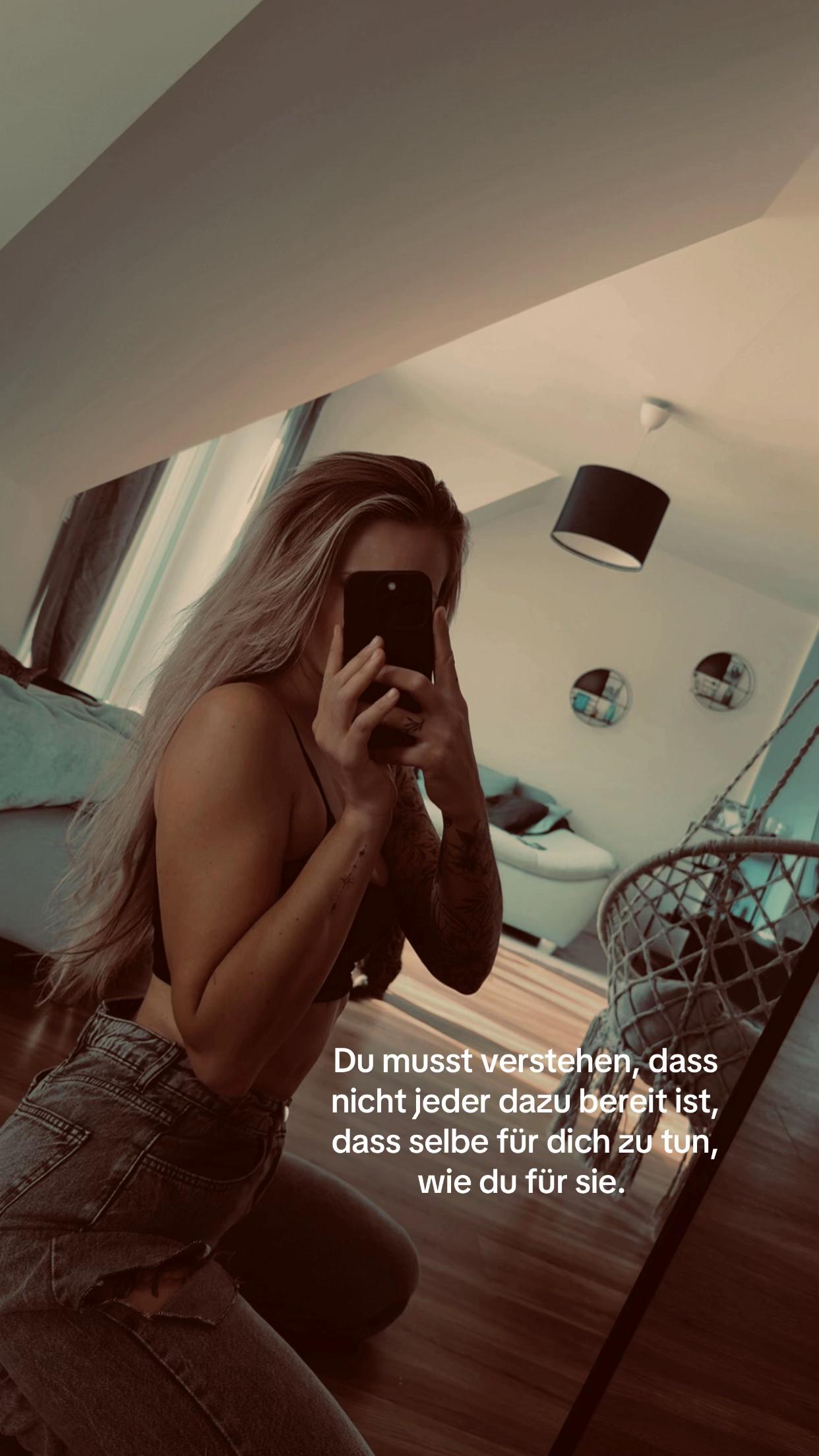 @Sophia