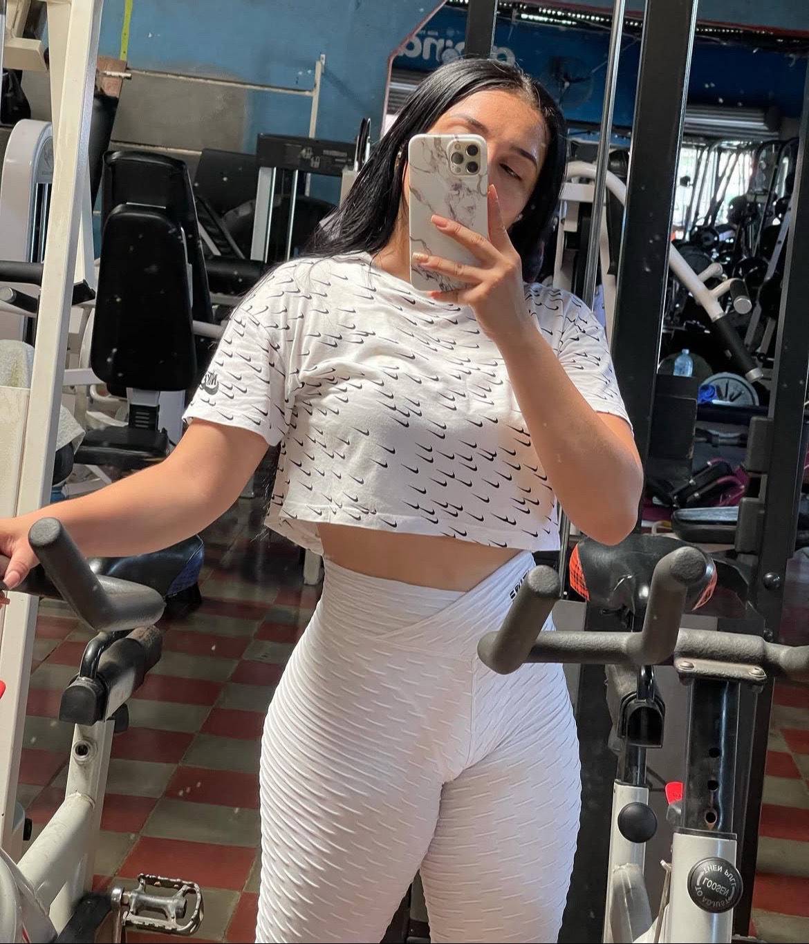 @Iza