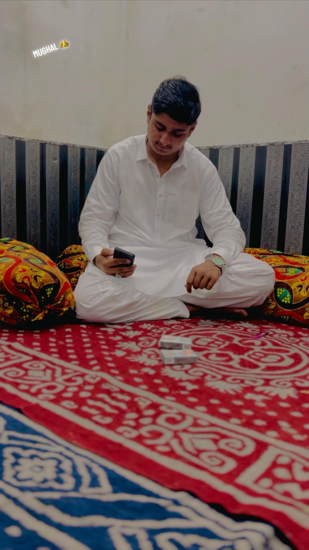 @DULLA MUGHAL👑