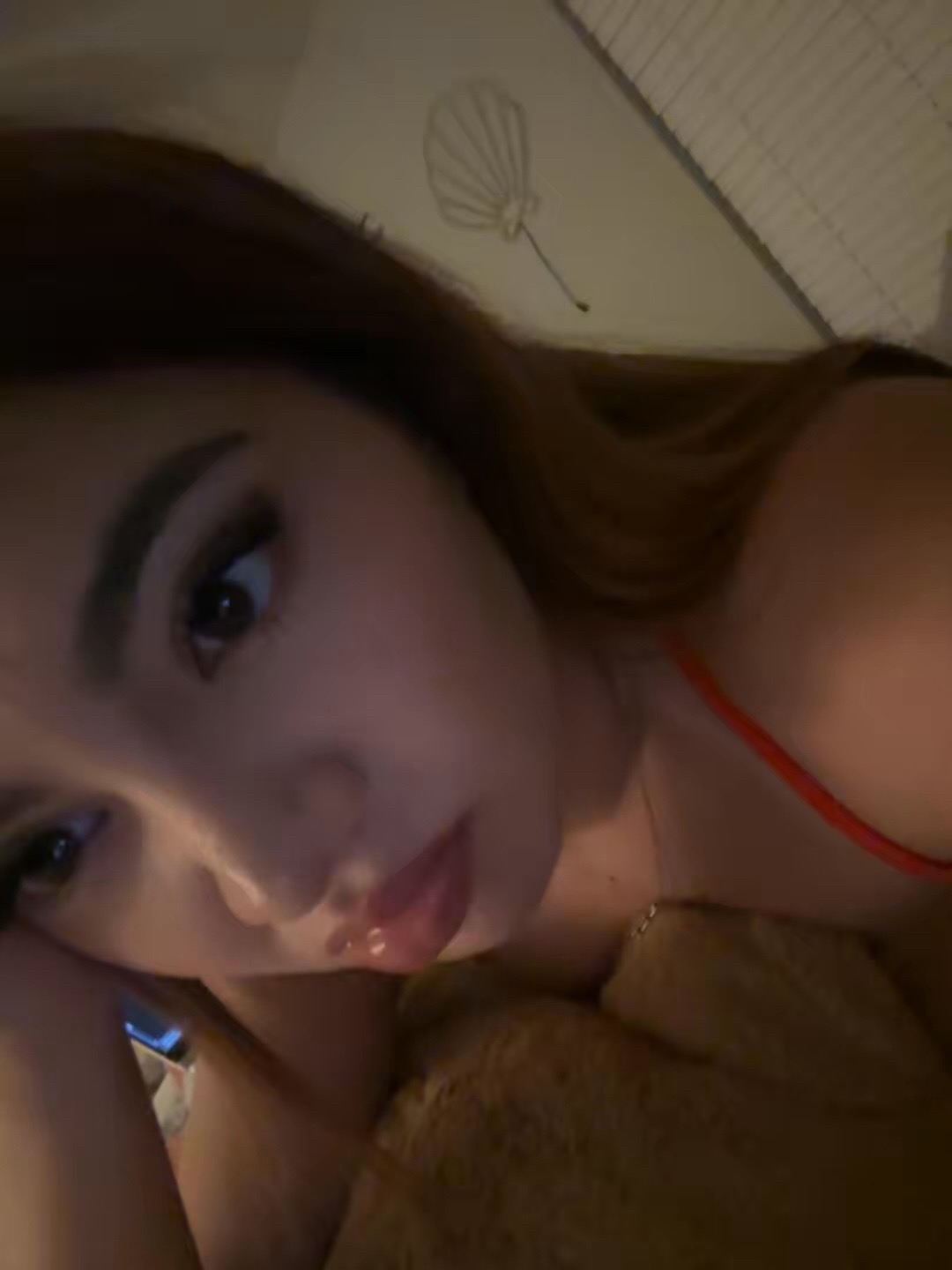 @bella