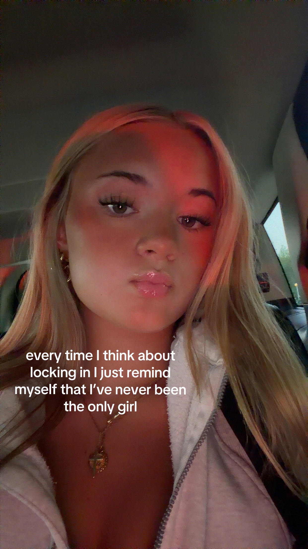 @Madelyn💋