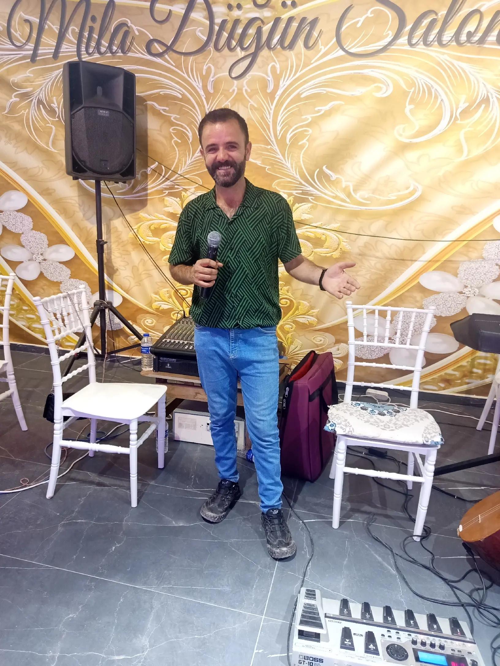 @HOZAN BAVER🎙️🎙️