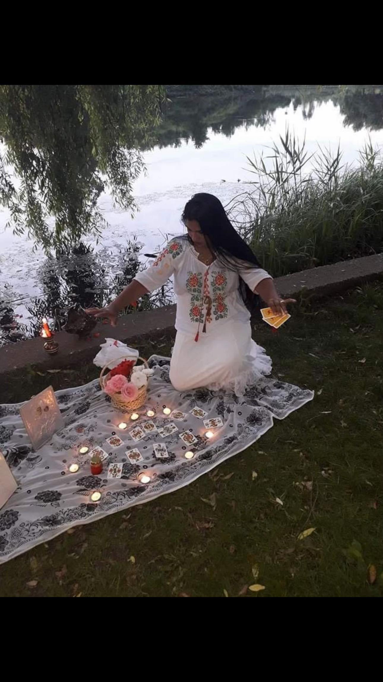 @Tarot Maria