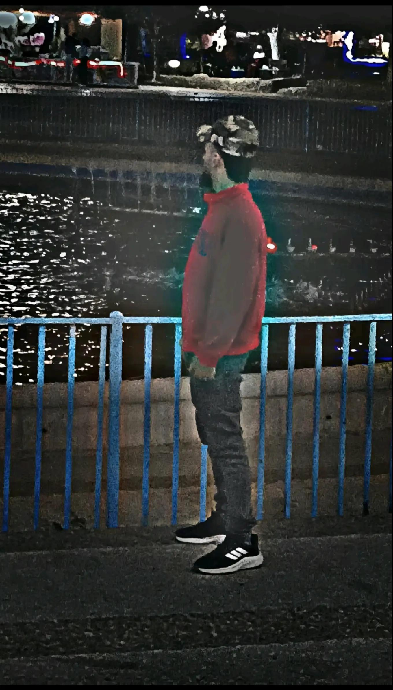@❄️هاربٰٰ من الہٰماضيٰ❄️