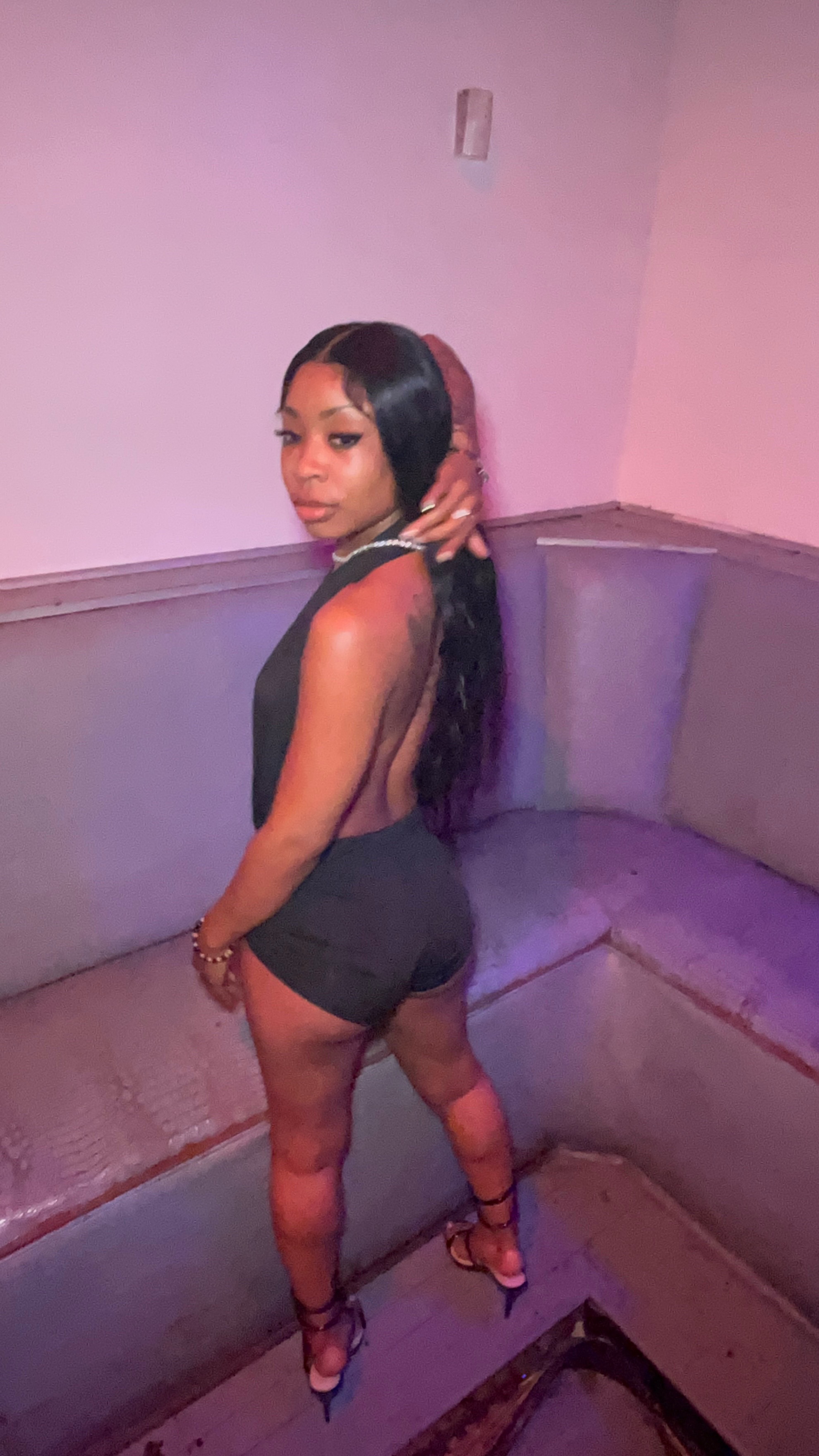 @REAL.ONEE