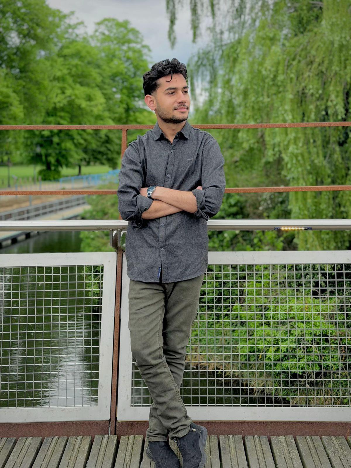 @Buttitude 👑 🇵🇰🇬🇧