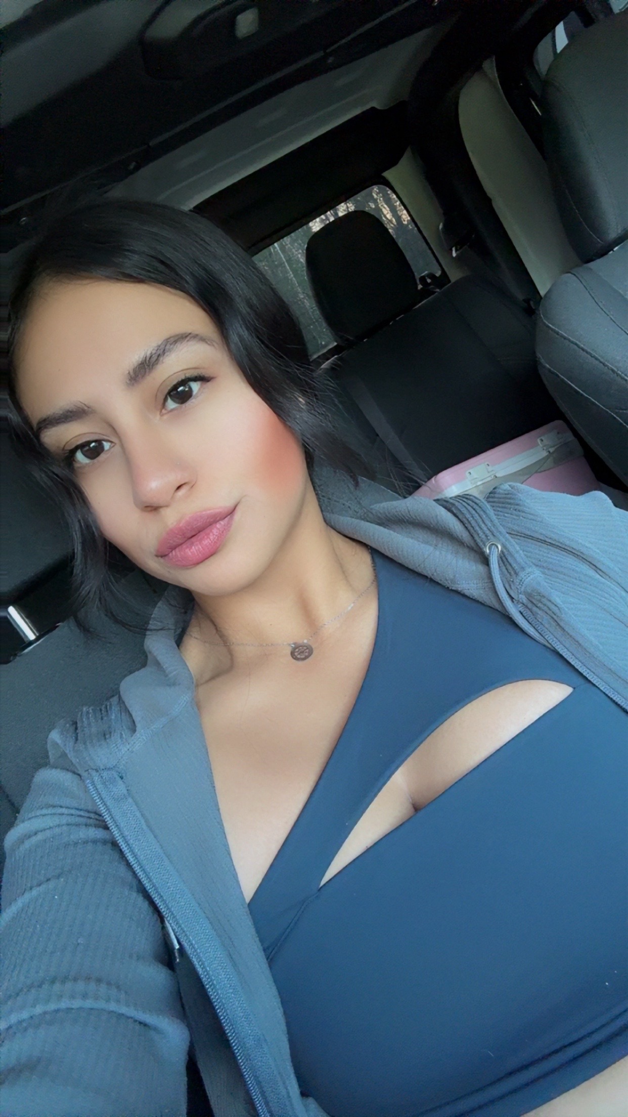 @LIZABETH ๐๐ฆ