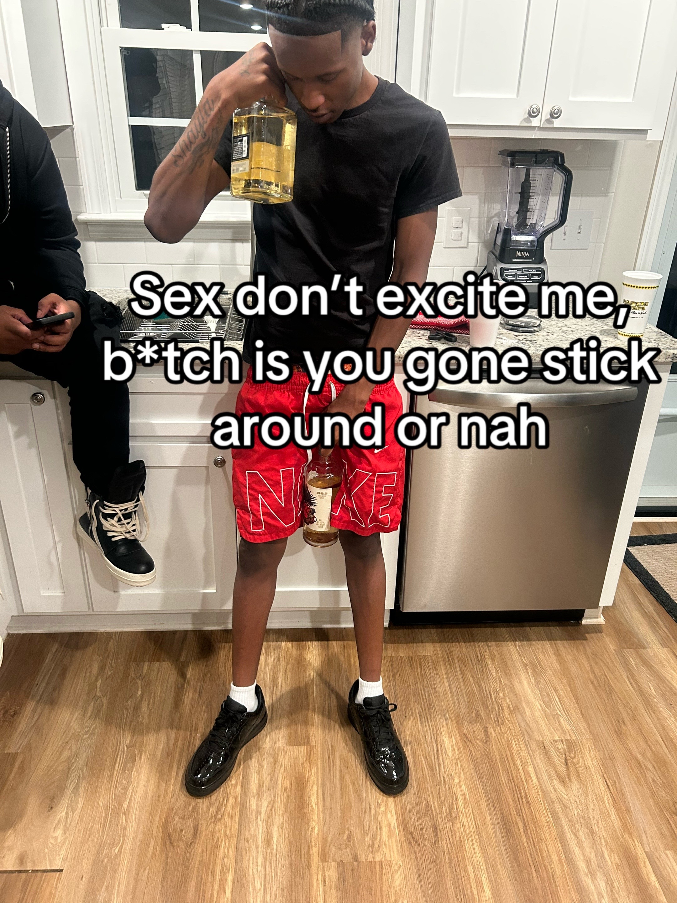 @Papejunkie