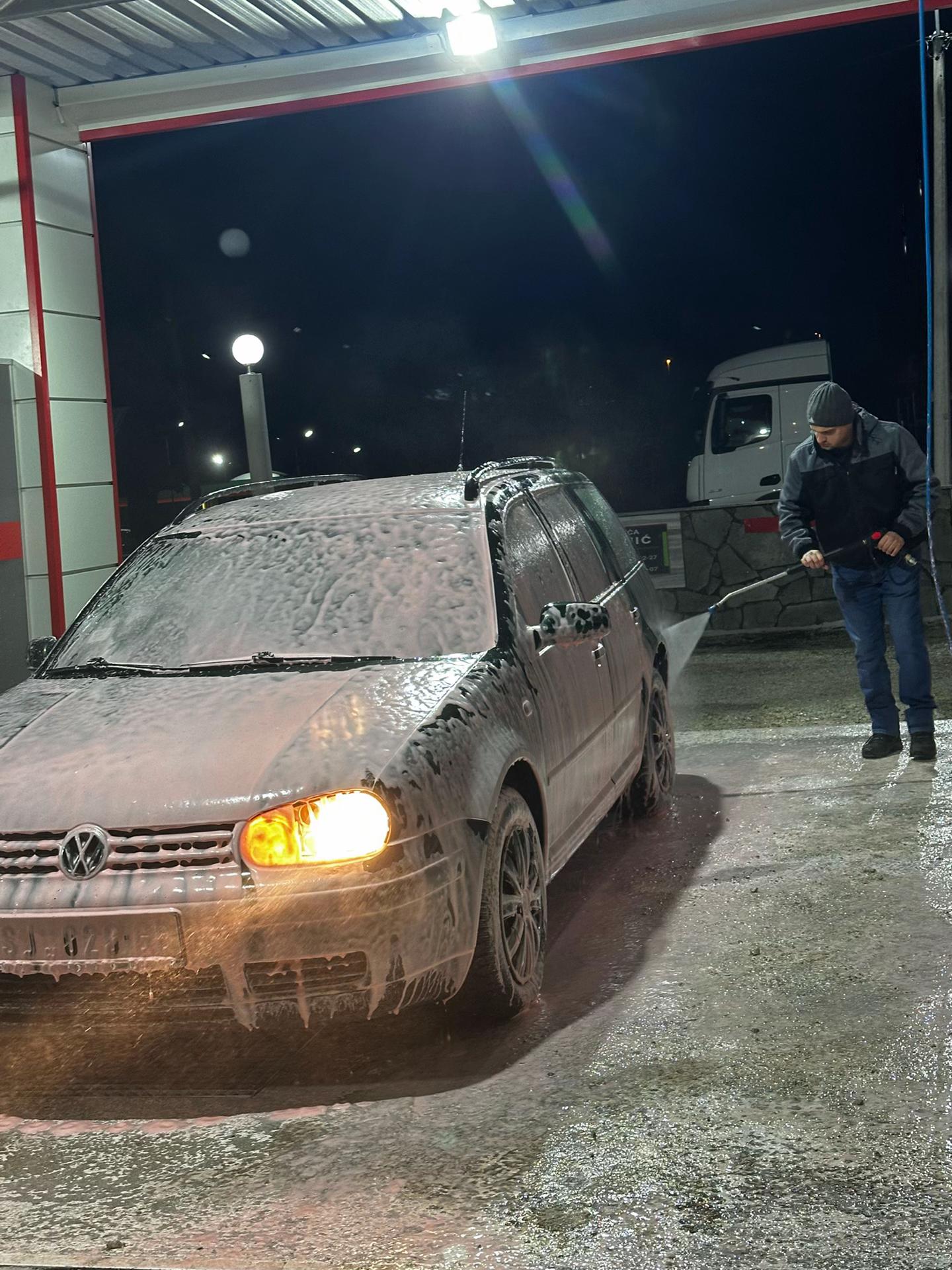 @Denis Redžović